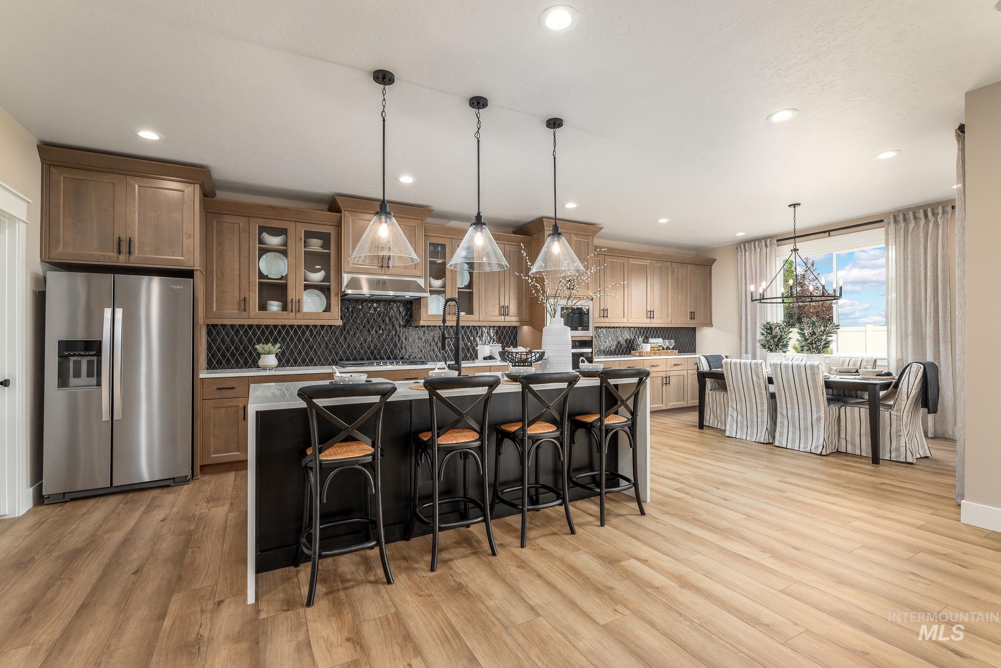 5662 W Daphne Dr, Meridian, Idaho 83646, 3 Bedrooms, 2 Bathrooms, Residential For Sale, Price $699,000,MLS 99001518