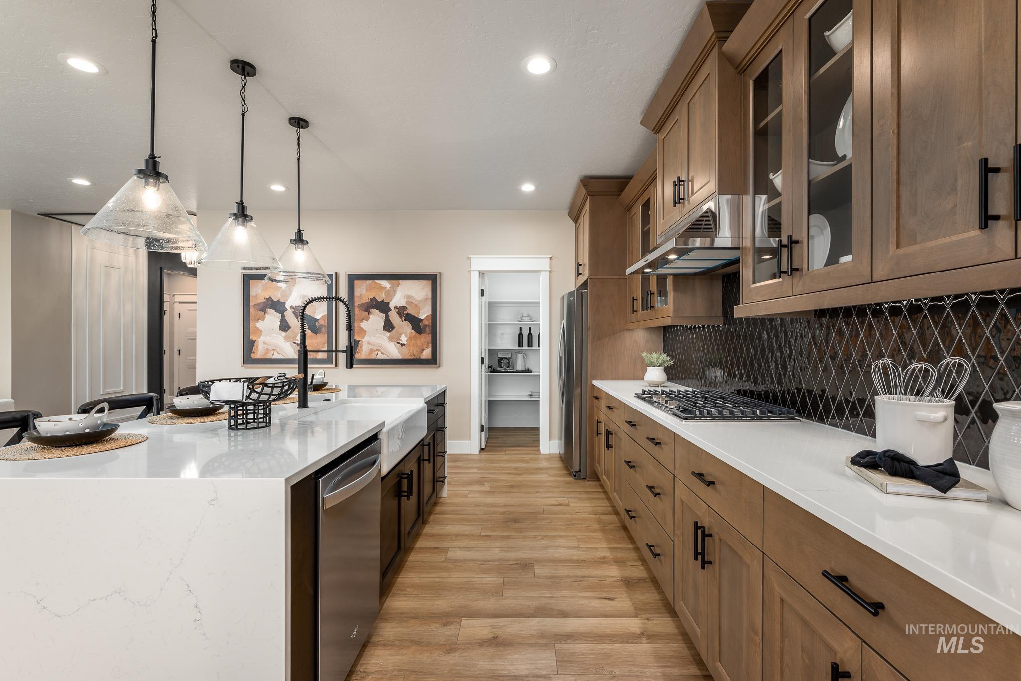 5662 W Daphne Dr, Meridian, Idaho 83646, 3 Bedrooms, 2 Bathrooms, Residential For Sale, Price $699,000,MLS 99001518