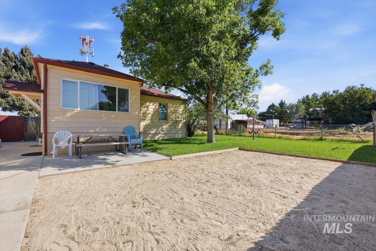 2909 Port Street, Nampa, Idaho 83687, 2 Bedrooms, 1 Bathroom, Residential For Sale, Price $309,900,MLS 99001519