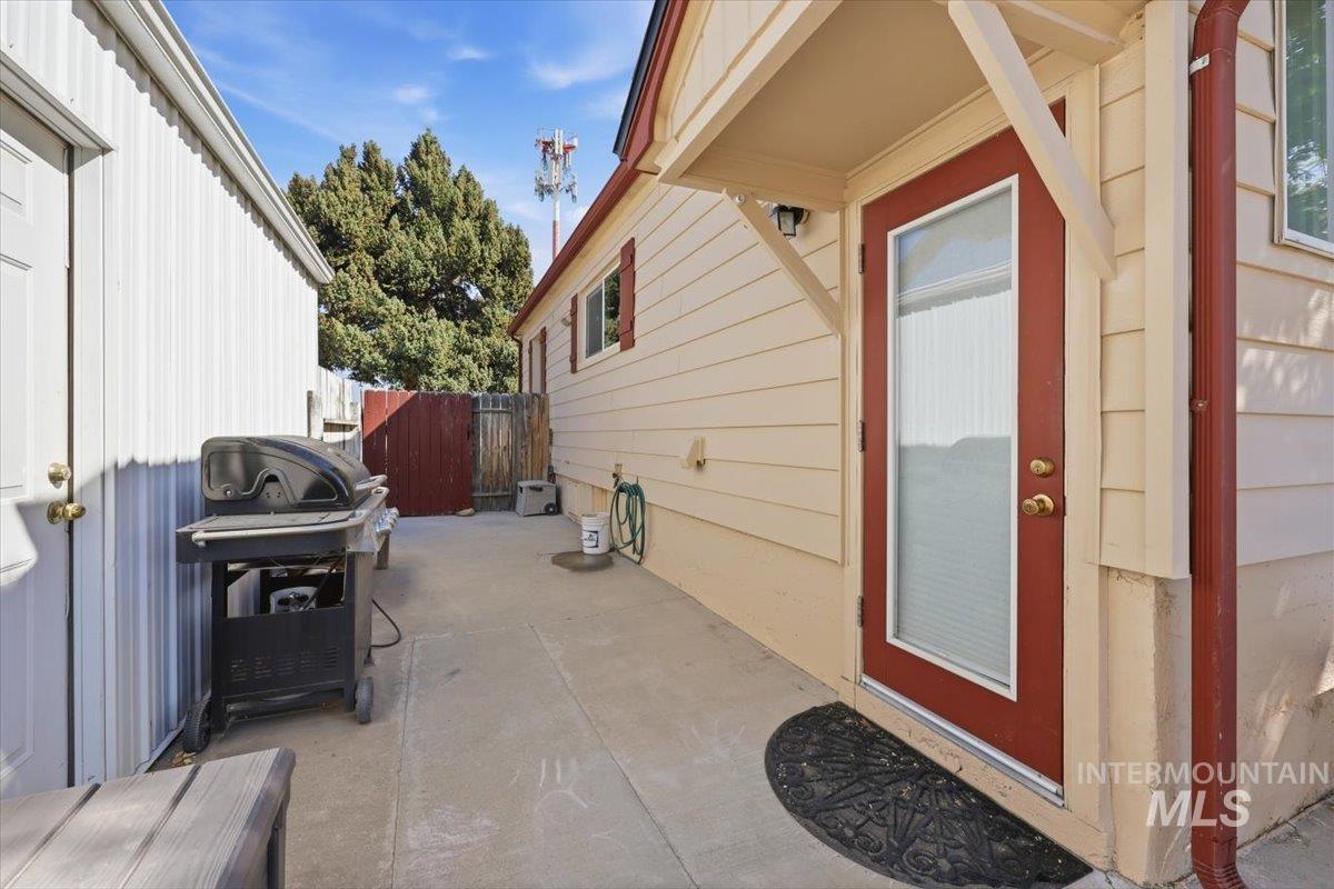 2909 Port Street, Nampa, Idaho 83687, 2 Bedrooms, 1 Bathroom, Residential For Sale, Price $309,900,MLS 99001519
