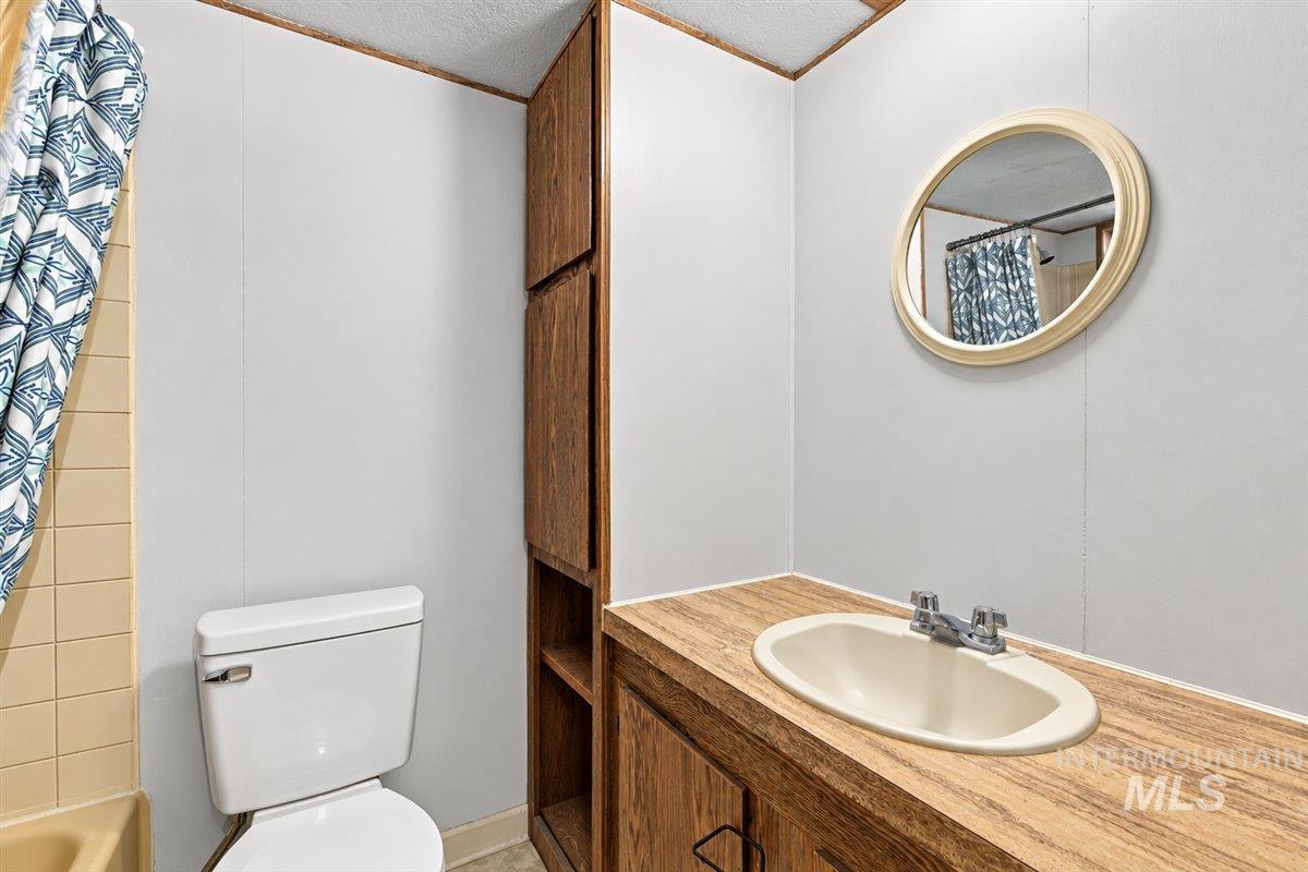 3399 N Dalton Ln, Boise, Idaho 83704, 3 Bedrooms, 2 Bathrooms, Residential For Sale, Price $100,000,MLS 99001521