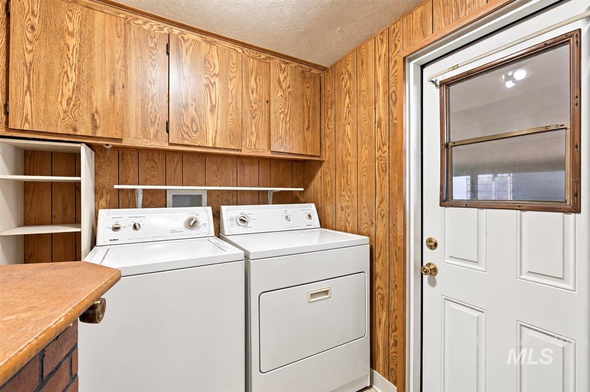 3399 N Dalton Ln, Boise, Idaho 83704, 3 Bedrooms, 2 Bathrooms, Residential For Sale, Price $100,000,MLS 99001521