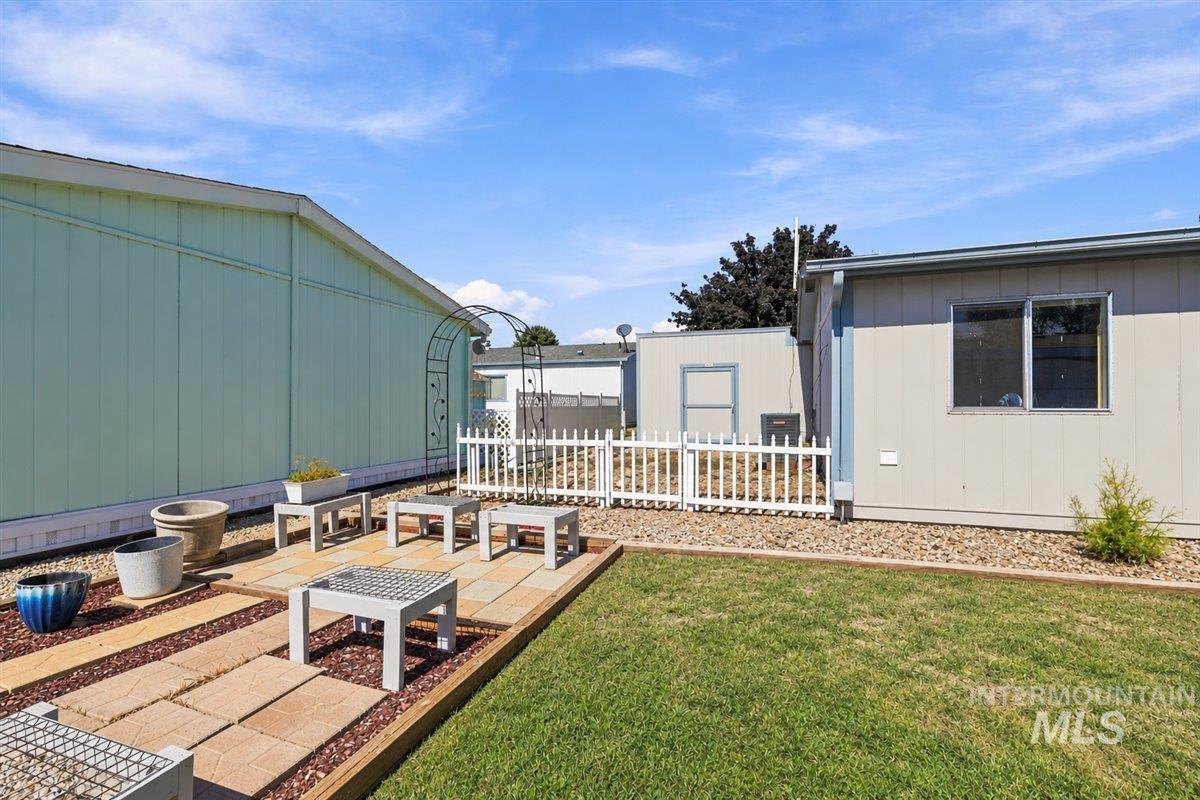 3399 N Dalton Ln, Boise, Idaho 83704, 3 Bedrooms, 2 Bathrooms, Residential For Sale, Price $100,000,MLS 99001521