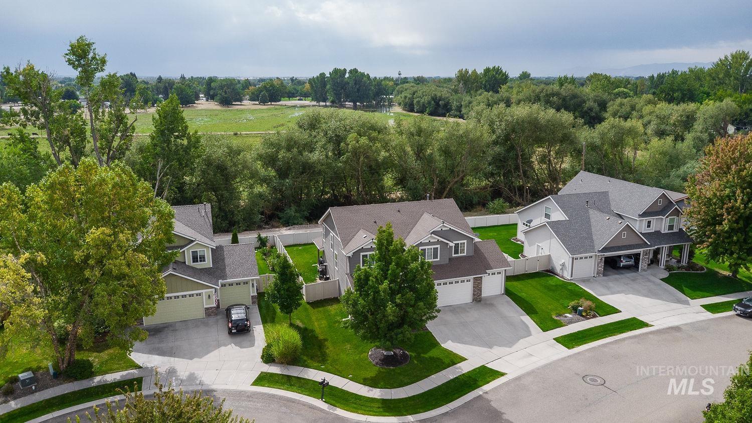 1030 N Powder River Dr, Middleton, Idaho 83644, 5 Bedrooms, 2.5 Bathrooms, Residential For Sale, Price $610,000,MLS 99001524