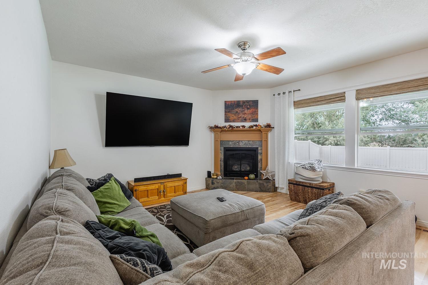 1030 N Powder River Dr, Middleton, Idaho 83644, 5 Bedrooms, 2.5 Bathrooms, Residential For Sale, Price $610,000,MLS 99001524