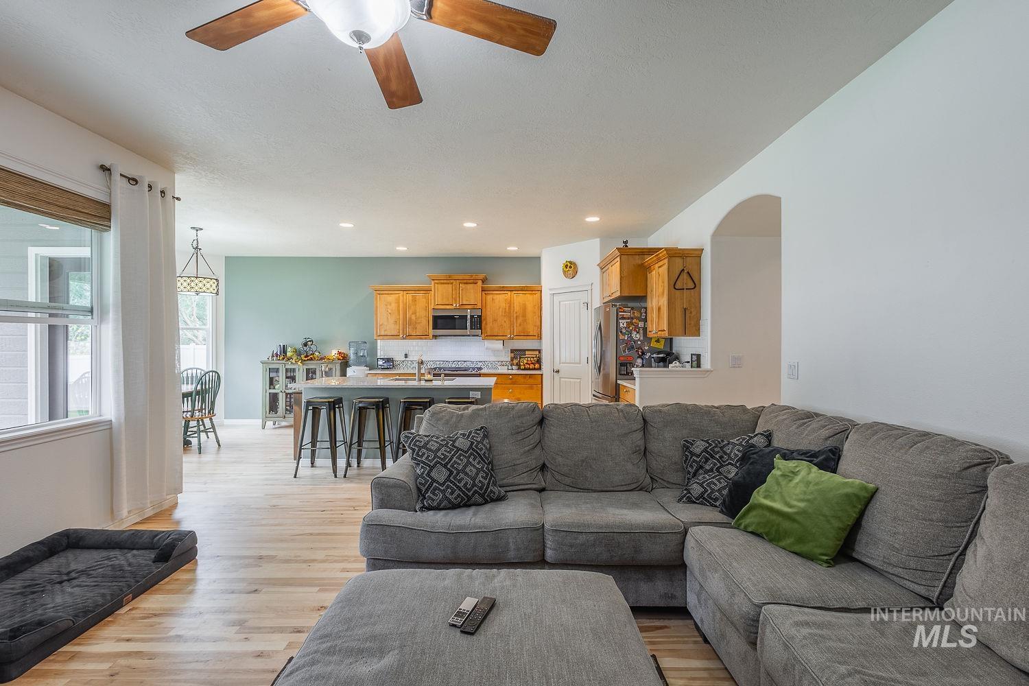 1030 N Powder River Dr, Middleton, Idaho 83644, 5 Bedrooms, 2.5 Bathrooms, Residential For Sale, Price $610,000,MLS 99001524