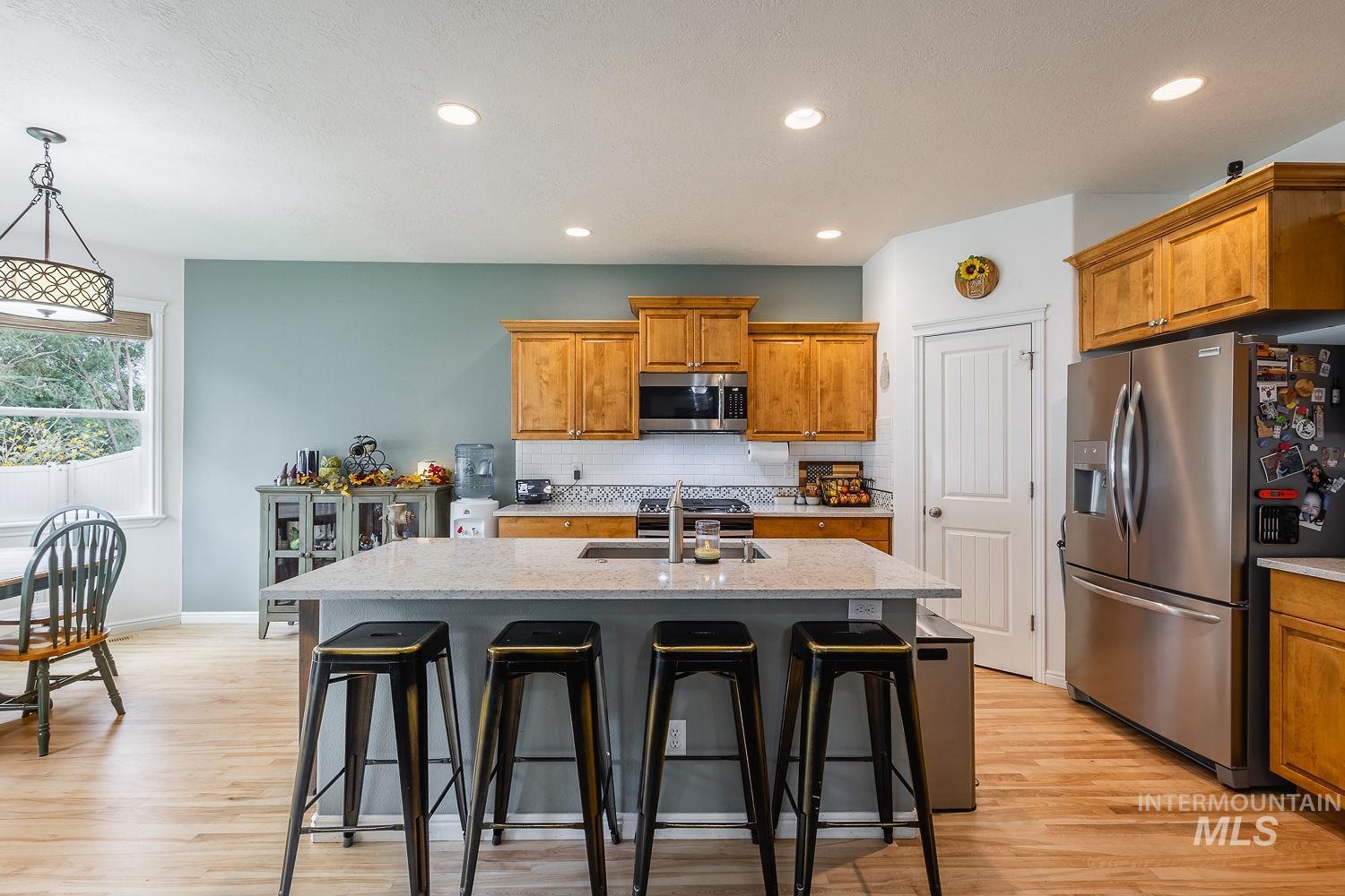 1030 N Powder River Dr, Middleton, Idaho 83644, 5 Bedrooms, 2.5 Bathrooms, Residential For Sale, Price $610,000,MLS 99001524