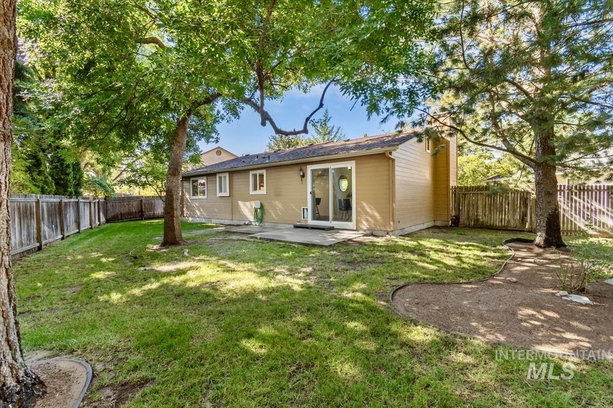 1526 E Symphony Court, Boise, Idaho 83706, 3 Bedrooms, 2 Bathrooms, Residential For Sale, Price $399,900,MLS 99001529