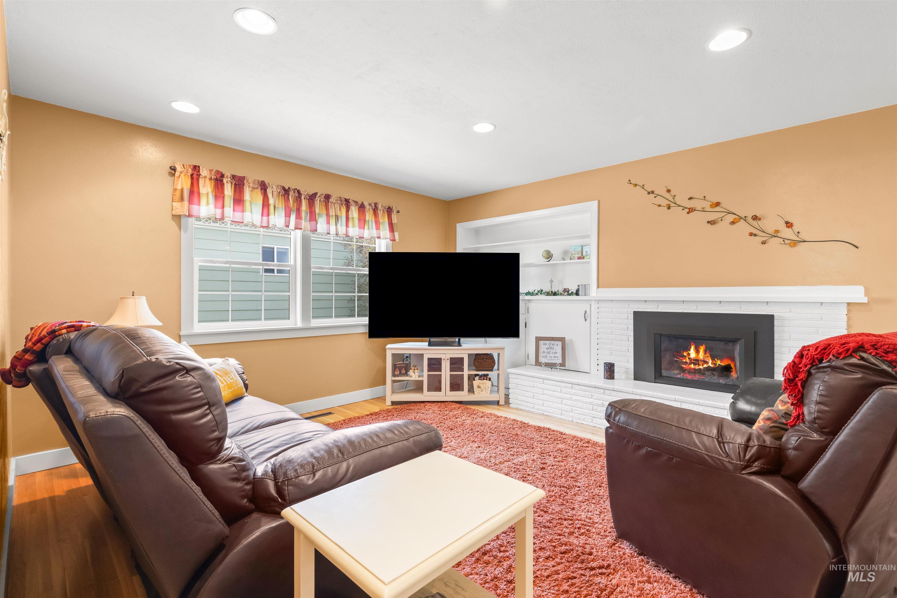 404 Halliday St, Craigmont, Idaho 83523, 3 Bedrooms, 2 Bathrooms, Residential For Sale, Price $410,000,MLS 99001530