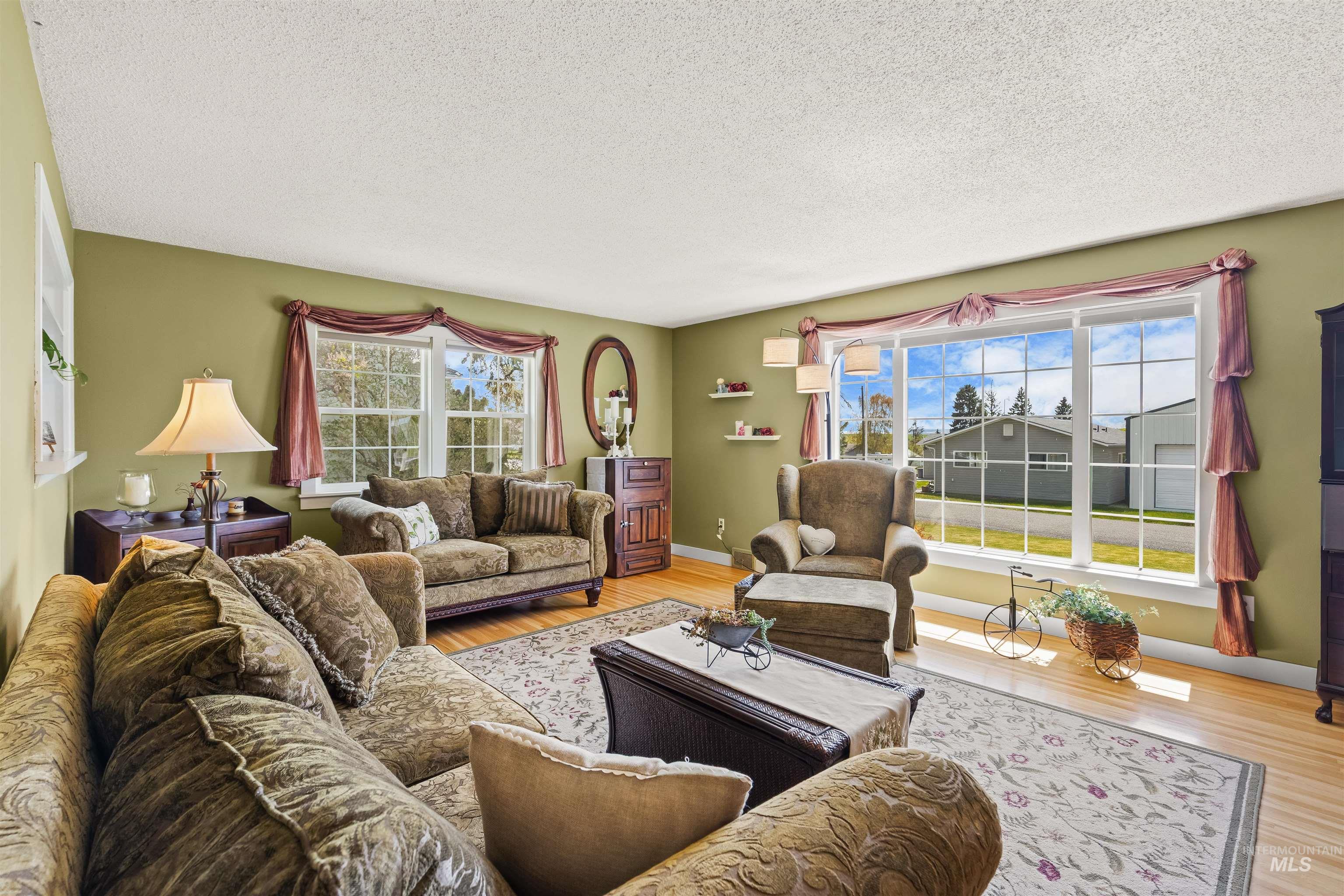 404 Halliday St, Craigmont, Idaho 83523, 3 Bedrooms, 2 Bathrooms, Residential For Sale, Price $410,000,MLS 99001530