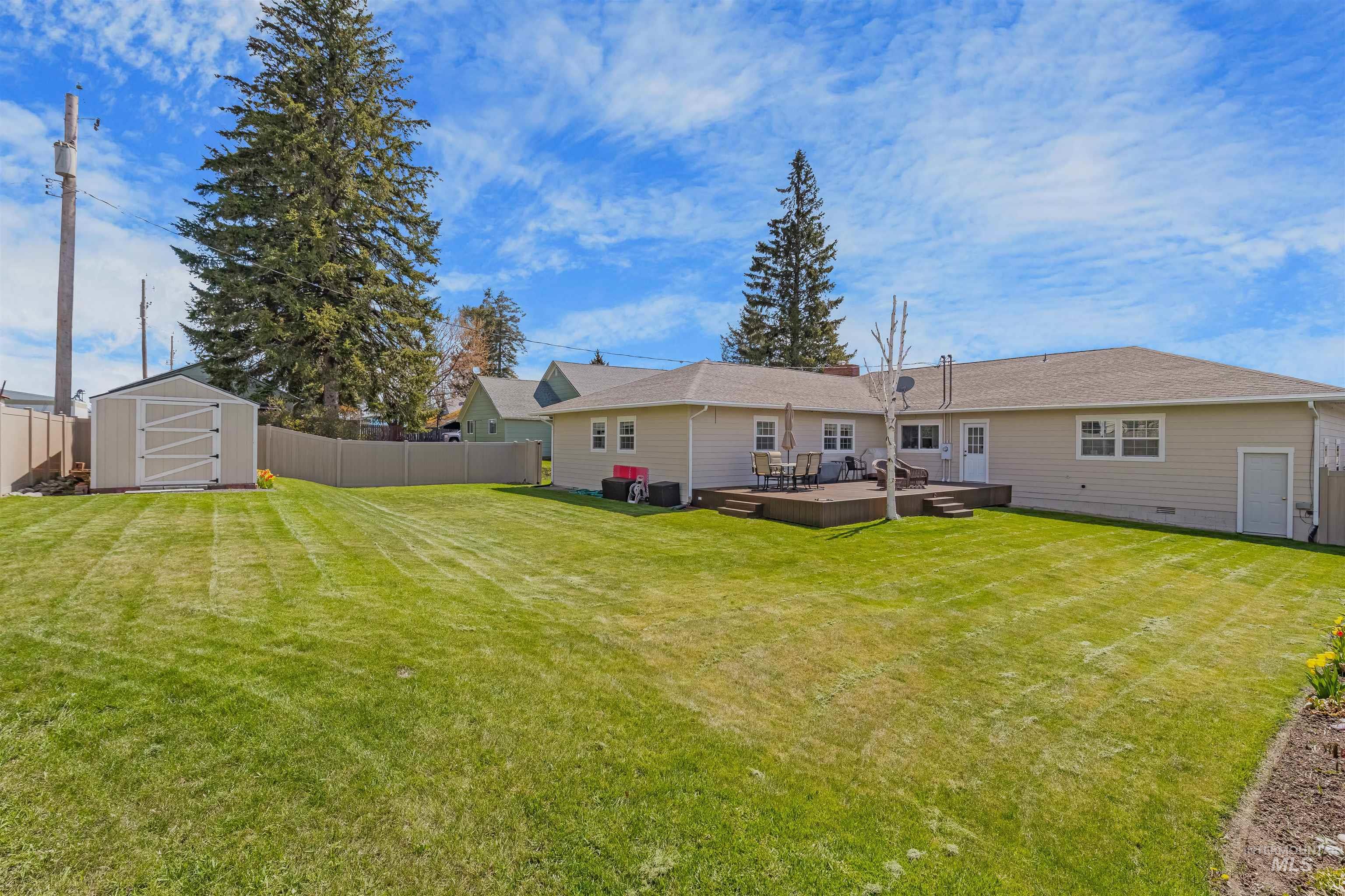 404 Halliday St, Craigmont, Idaho 83523, 3 Bedrooms, 2 Bathrooms, Residential For Sale, Price $410,000,MLS 99001530