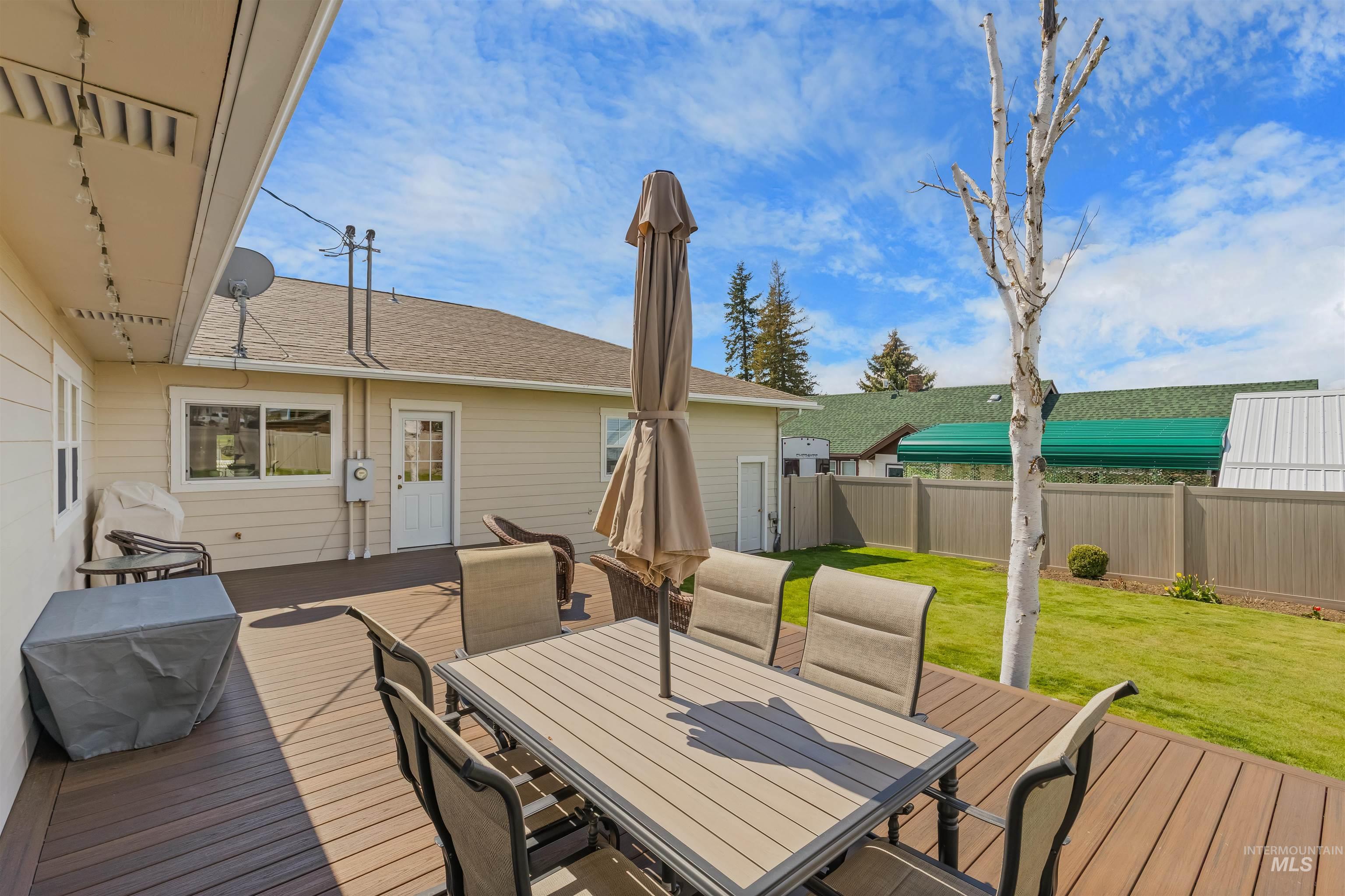 404 Halliday St, Craigmont, Idaho 83523, 3 Bedrooms, 2 Bathrooms, Residential For Sale, Price $410,000,MLS 99001530