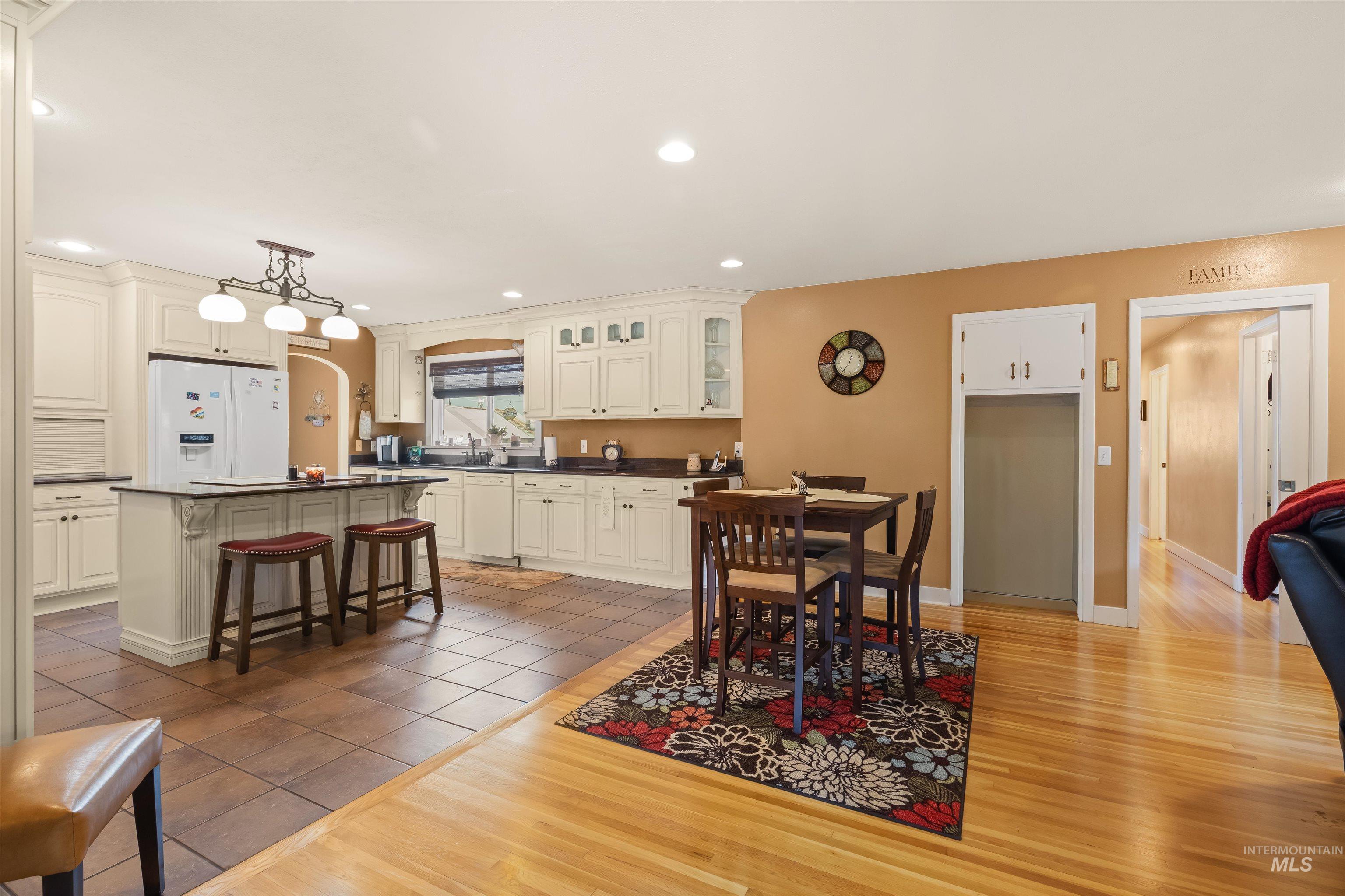 404 Halliday St, Craigmont, Idaho 83523, 3 Bedrooms, 2 Bathrooms, Residential For Sale, Price $410,000,MLS 99001530
