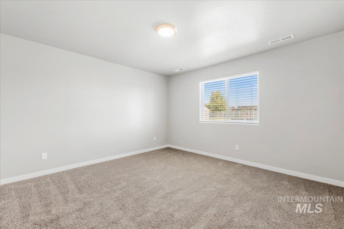 3062 S Green Forest Way, Boise, Idaho 83709, 3 Bedrooms, 2 Bathrooms, Residential For Sale, Price $399,990,MLS 99001533