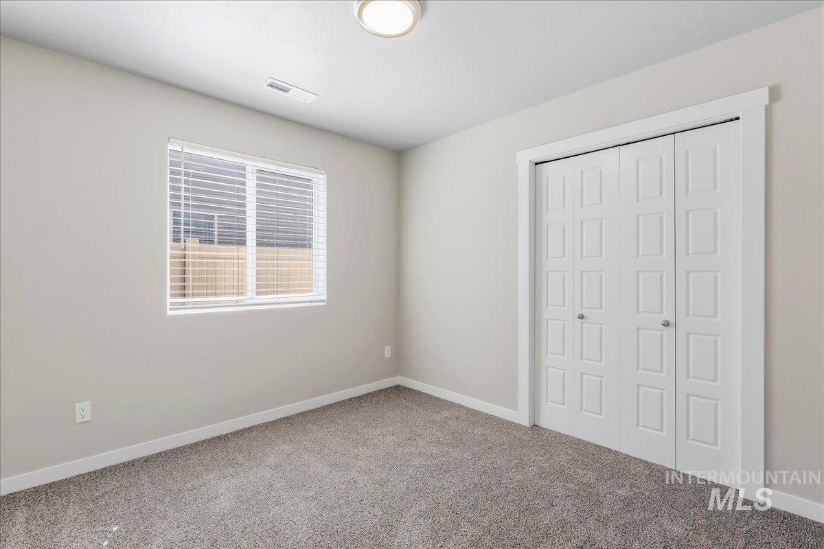 3062 S Green Forest Way, Boise, Idaho 83709, 3 Bedrooms, 2 Bathrooms, Residential For Sale, Price $399,990,MLS 99001533