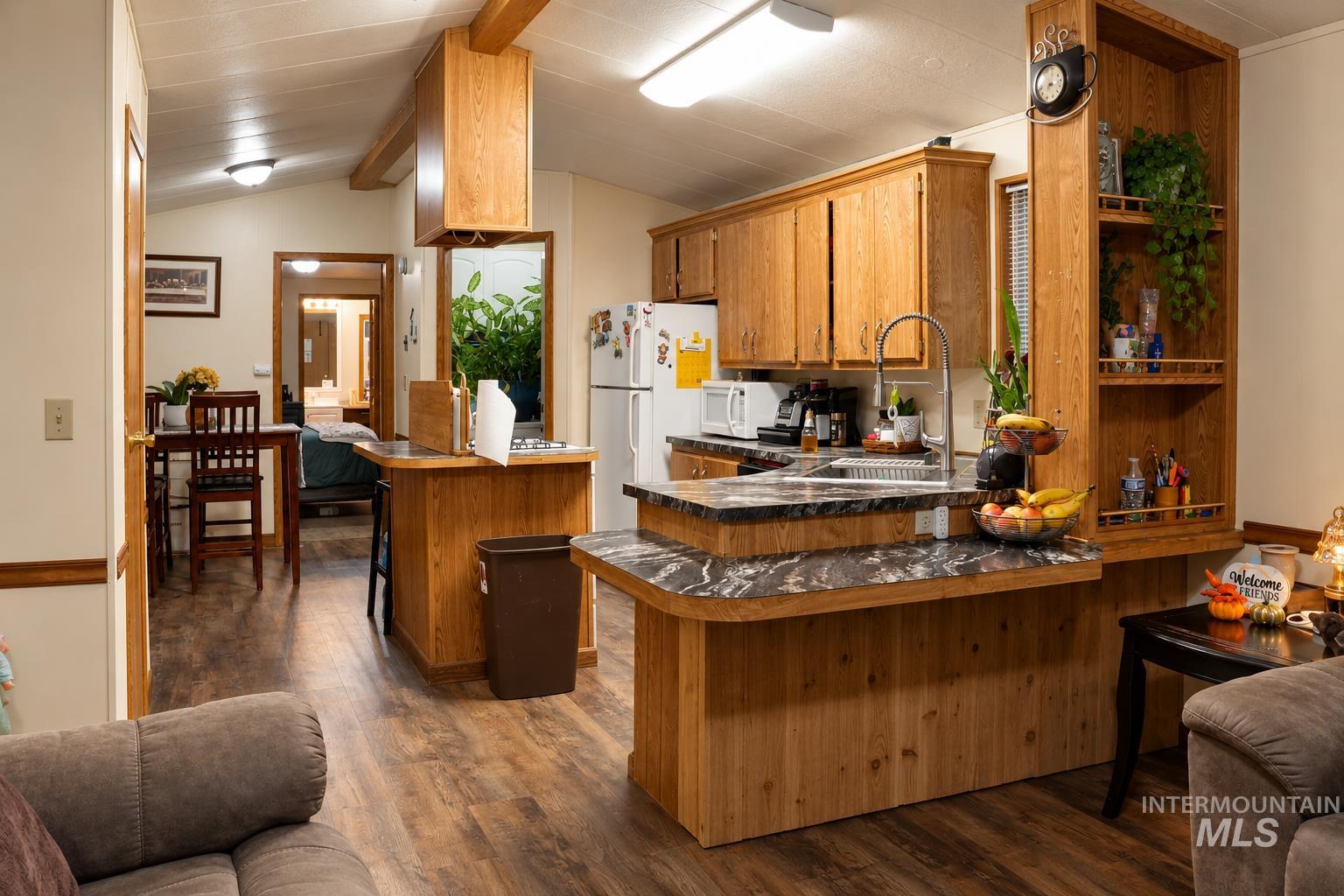198 South Hills RD, Twin Falls, Idaho 83301, 2 Bedrooms, 2 Bathrooms, Residential For Sale, Price $95,000,MLS 99001537