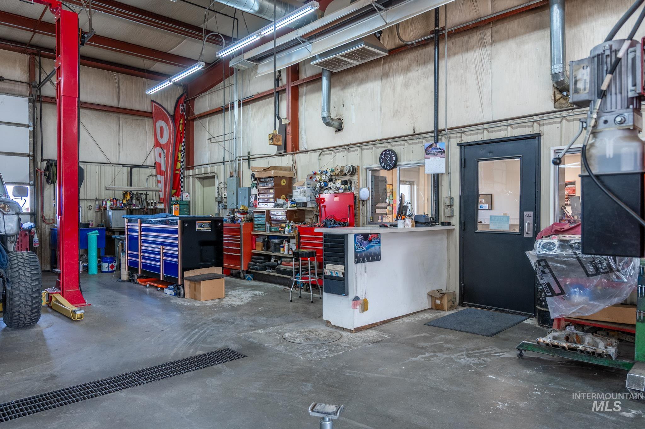 1890 SW 18th Ave, Ontario, Oregon 97914, Business/Commercial For Sale, Price $1,699,000,MLS 99001540