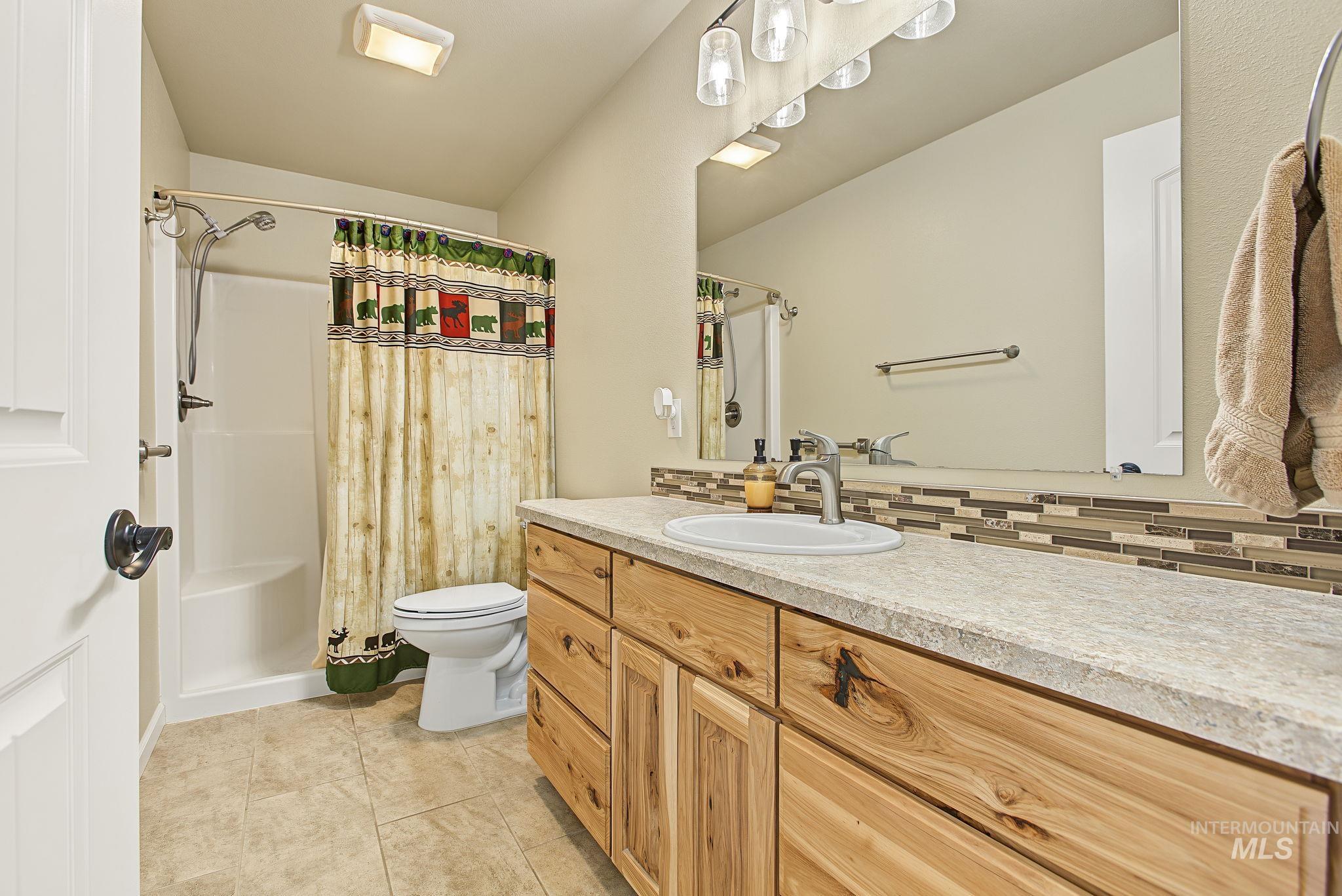 2541 3rd Ave, Clarkston, Washington 99403, 3 Bedrooms, 2 Bathrooms, Residential For Sale, Price $669,900,MLS 99001543