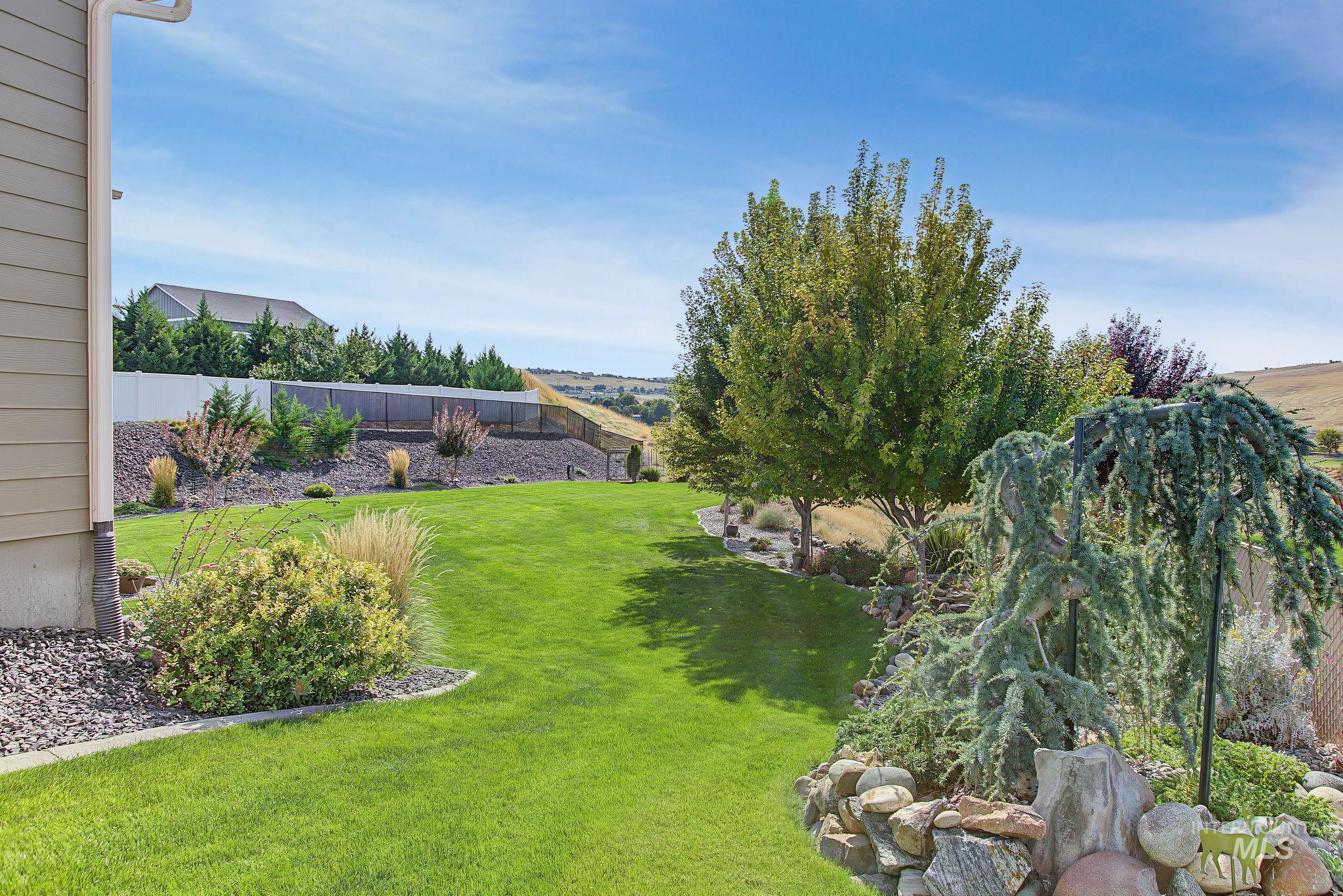 2541 3rd Ave, Clarkston, Washington 99403, 3 Bedrooms, 2 Bathrooms, Residential For Sale, Price $669,900,MLS 99001543