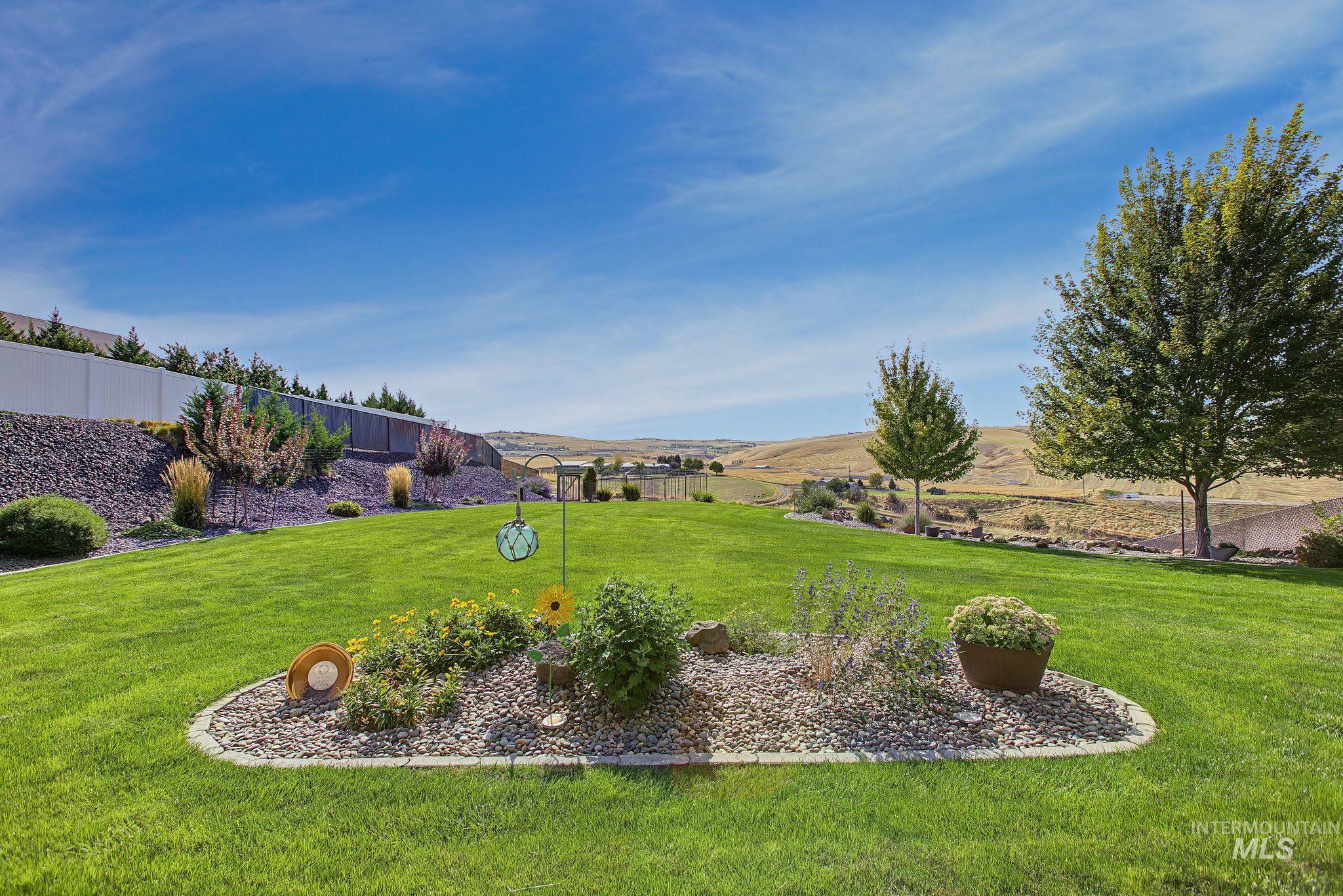2541 3rd Ave, Clarkston, Washington 99403, 3 Bedrooms, 2 Bathrooms, Residential For Sale, Price $669,900,MLS 99001543