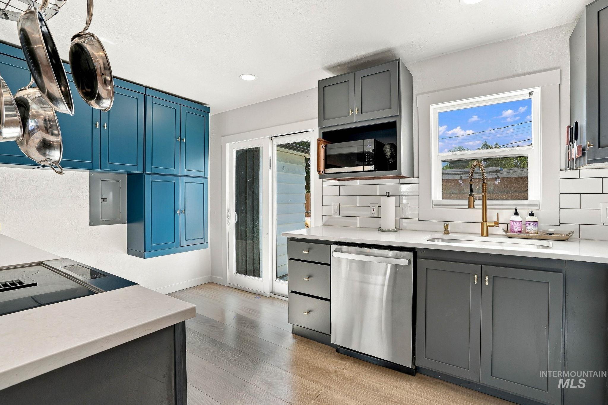 3015 W Sunset Ave, Boise, Idaho 83703, 4 Bedrooms, 2 Bathrooms, Residential For Sale, Price $589,999,MLS 99001545