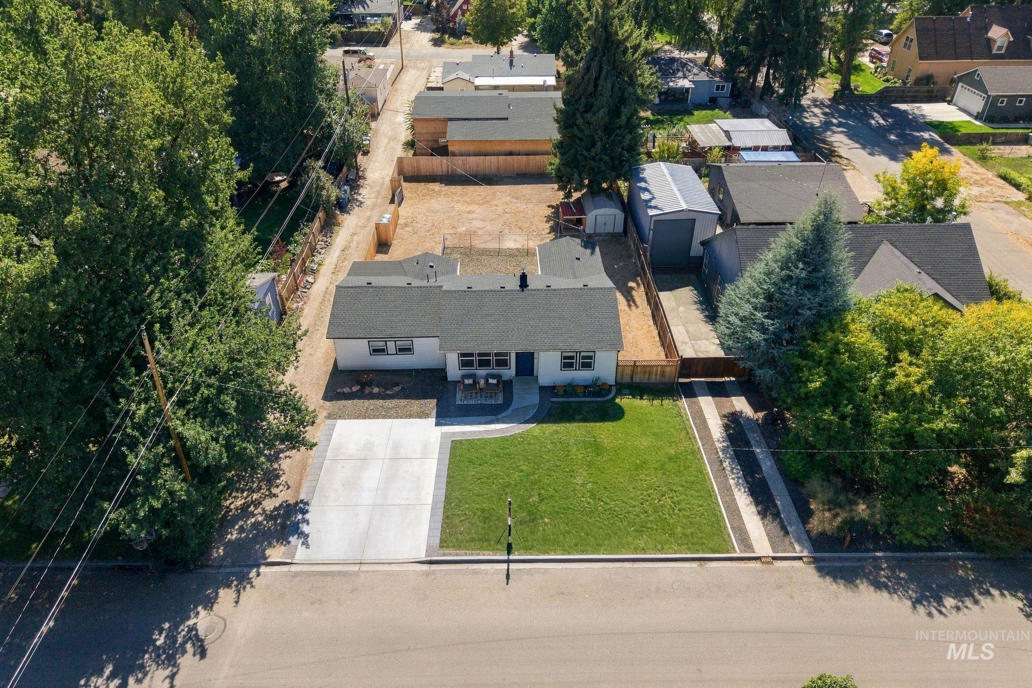 3015 W Sunset Ave, Boise, Idaho 83703, 4 Bedrooms, 2 Bathrooms, Residential For Sale, Price $589,999,MLS 99001545