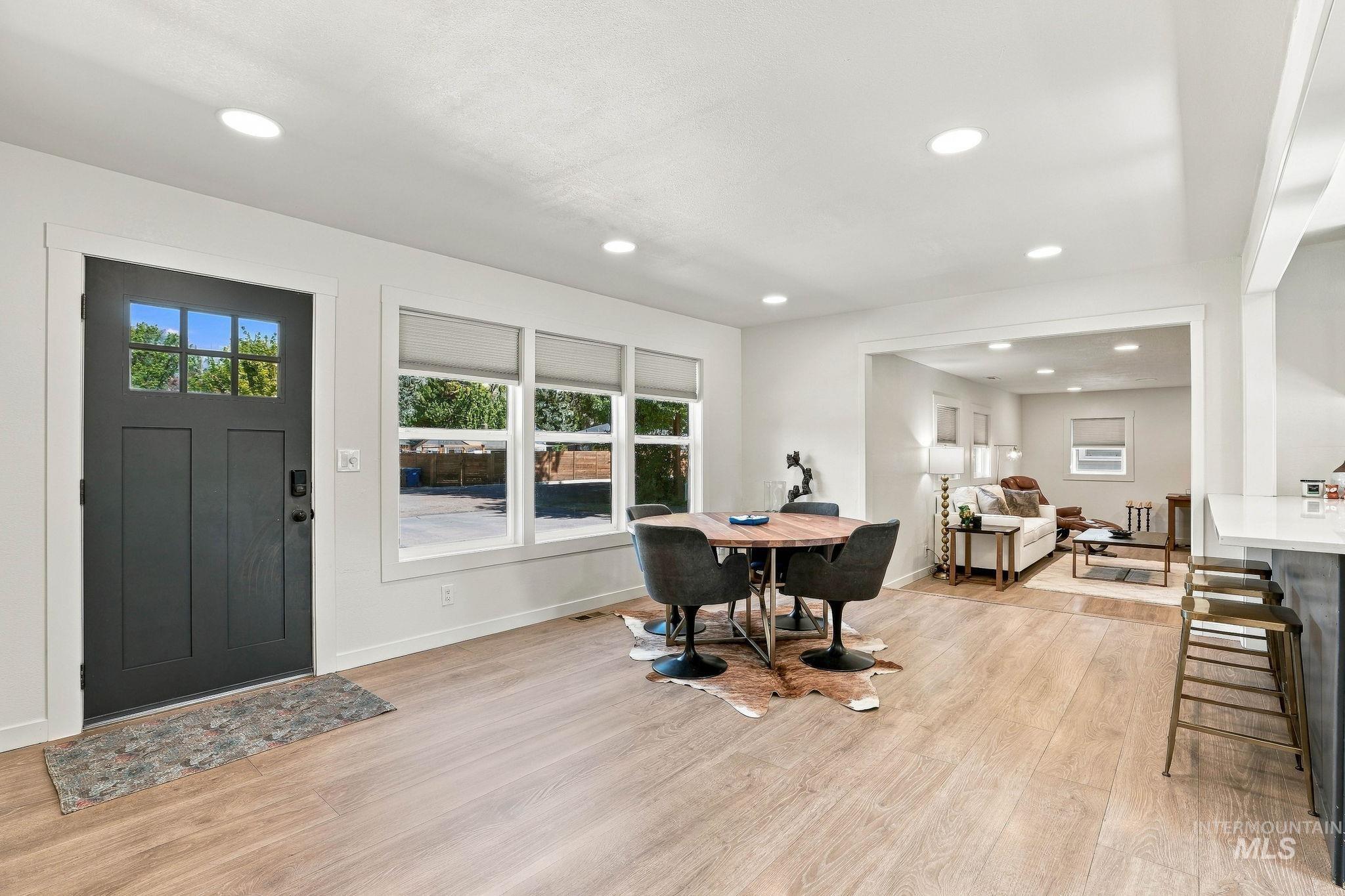 3015 W Sunset Ave, Boise, Idaho 83703, 4 Bedrooms, 2 Bathrooms, Residential For Sale, Price $589,999,MLS 99001545
