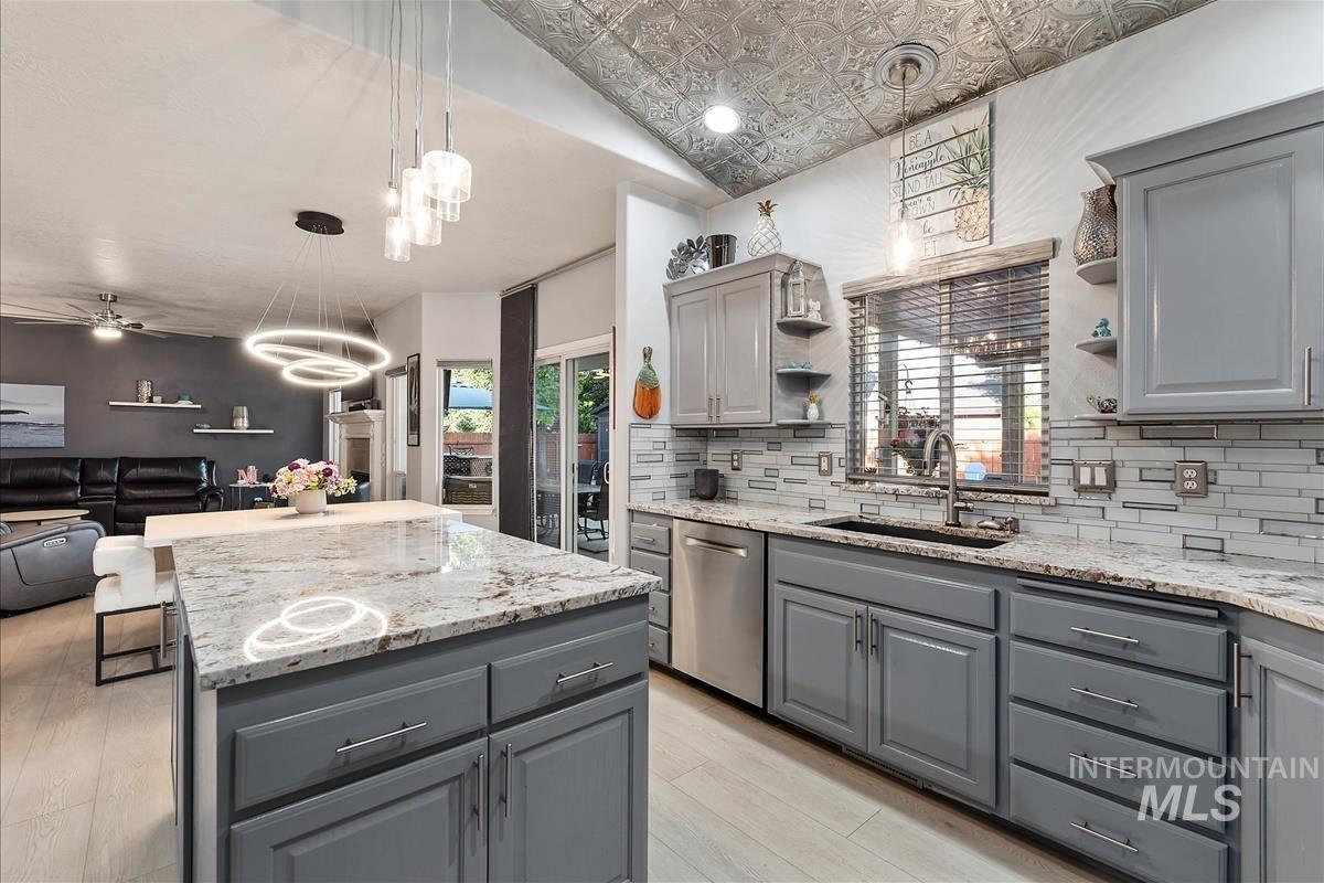 2734 S Pine Flats Ave, Meridian, Idaho 83642, 4 Bedrooms, 3 Bathrooms, Residential For Sale, Price $744,999,MLS 99001546
