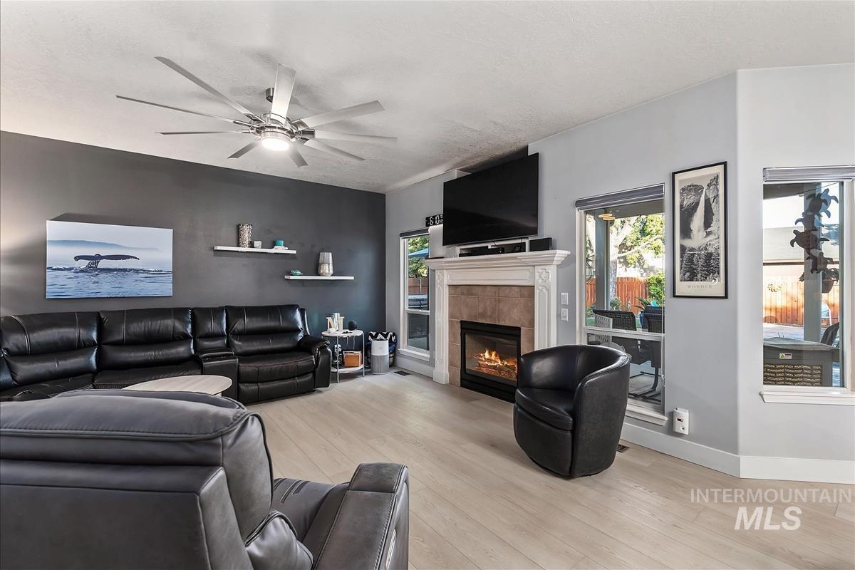 2734 S Pine Flats Ave, Meridian, Idaho 83642, 4 Bedrooms, 3 Bathrooms, Residential For Sale, Price $744,999,MLS 99001546