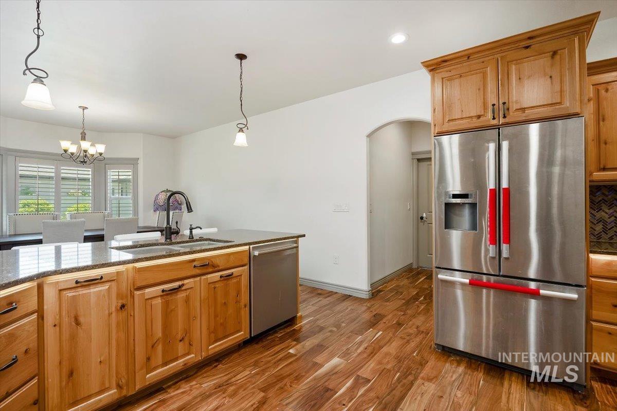 2433 Blick, Twin Falls, Idaho 83301, 3 Bedrooms, 3 Bathrooms, Residential For Sale, Price $625,000,MLS 99001550