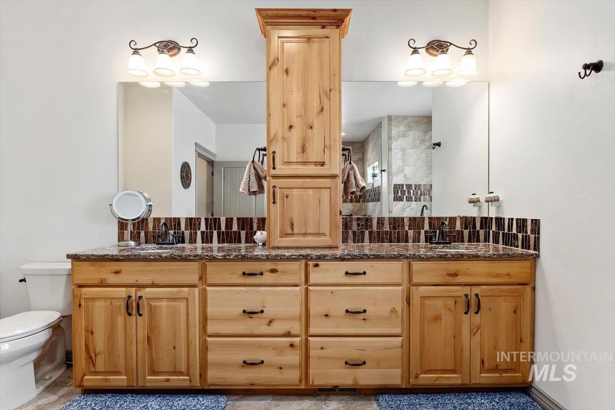 2433 Blick, Twin Falls, Idaho 83301, 3 Bedrooms, 3 Bathrooms, Residential For Sale, Price $625,000,MLS 99001550