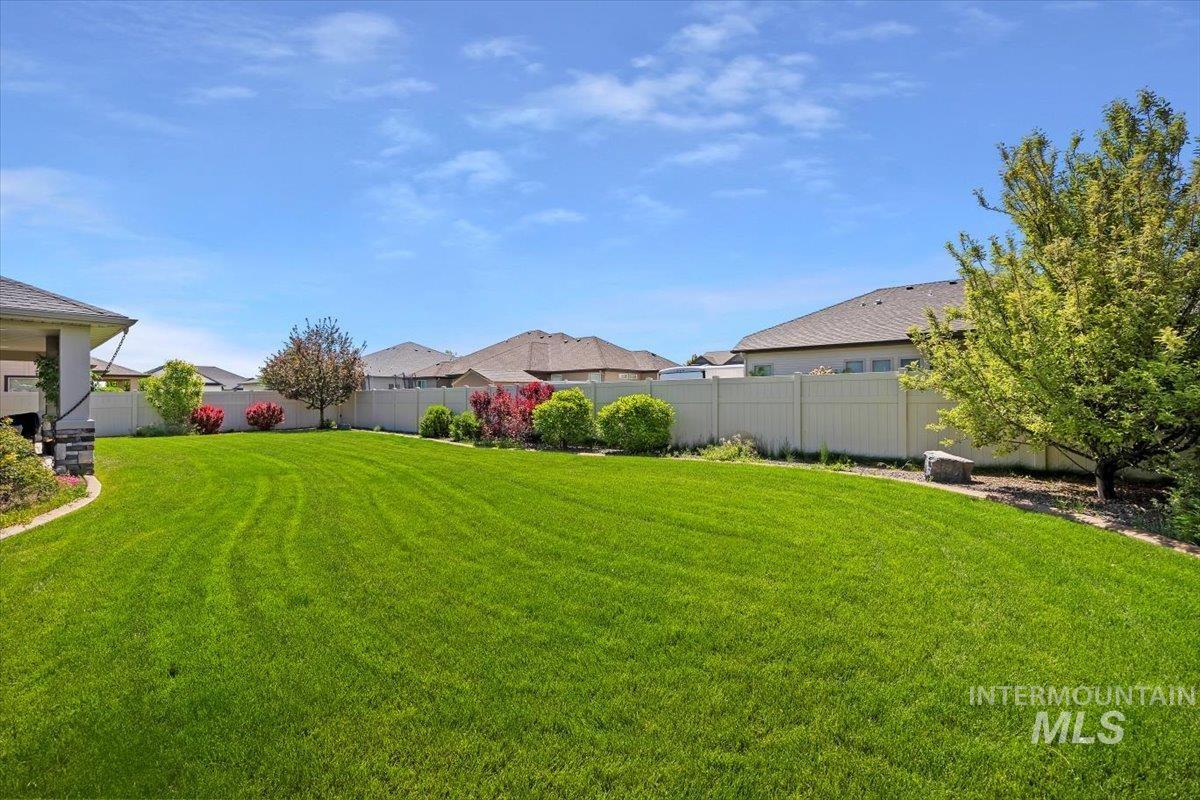 2433 Blick, Twin Falls, Idaho 83301, 3 Bedrooms, 3 Bathrooms, Residential For Sale, Price $625,000,MLS 99001550