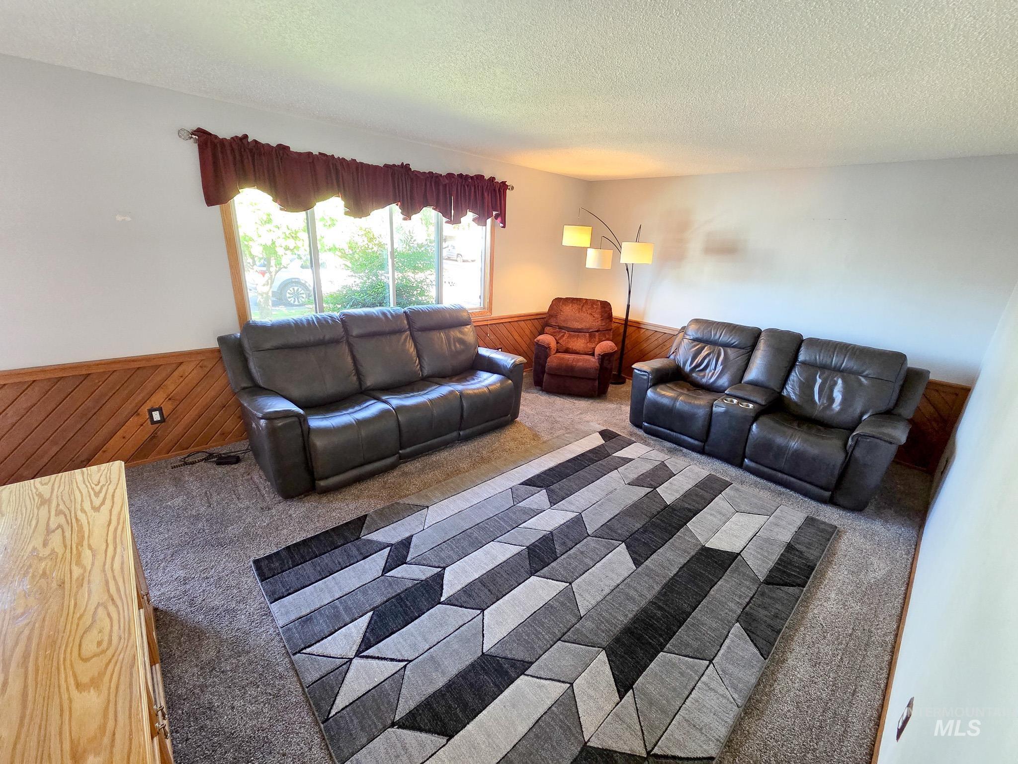 624 Airway Ave, Lewiston, Idaho 83501, 4 Bedrooms, 2 Bathrooms, Residential For Sale, Price $459,900,MLS 99001557