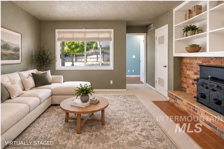 107 Felton St, Caldwell, Idaho 83605, 4 Bedrooms, 2.5 Bathrooms, Residential For Sale, Price $400,000,MLS 99001559