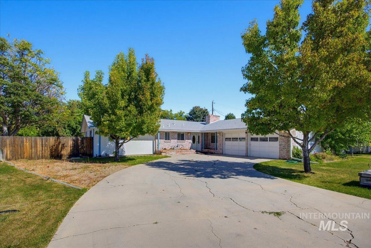107 Felton St, Caldwell, Idaho 83605, 4 Bedrooms, 2.5 Bathrooms, Residential For Sale, Price $400,000,MLS 99001559