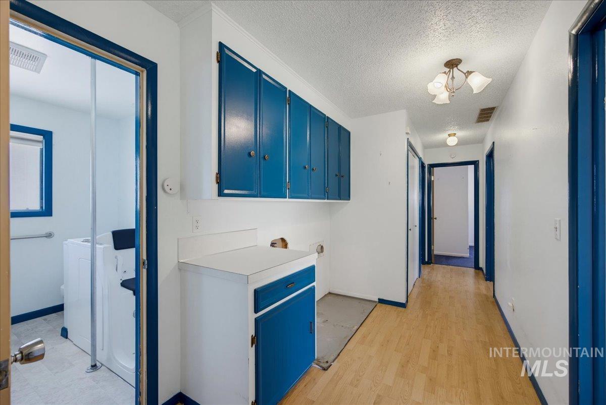 107 Felton St, Caldwell, Idaho 83605, 4 Bedrooms, 2.5 Bathrooms, Residential For Sale, Price $400,000,MLS 99001559