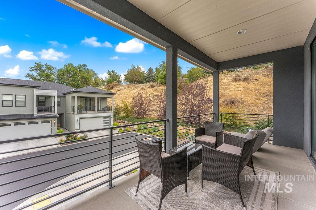 3277 S Sedgebrook Ln, Eagle, Idaho 83616, 3 Bedrooms, 2.5 Bathrooms, Residential For Sale, Price $655,000,MLS 99001572