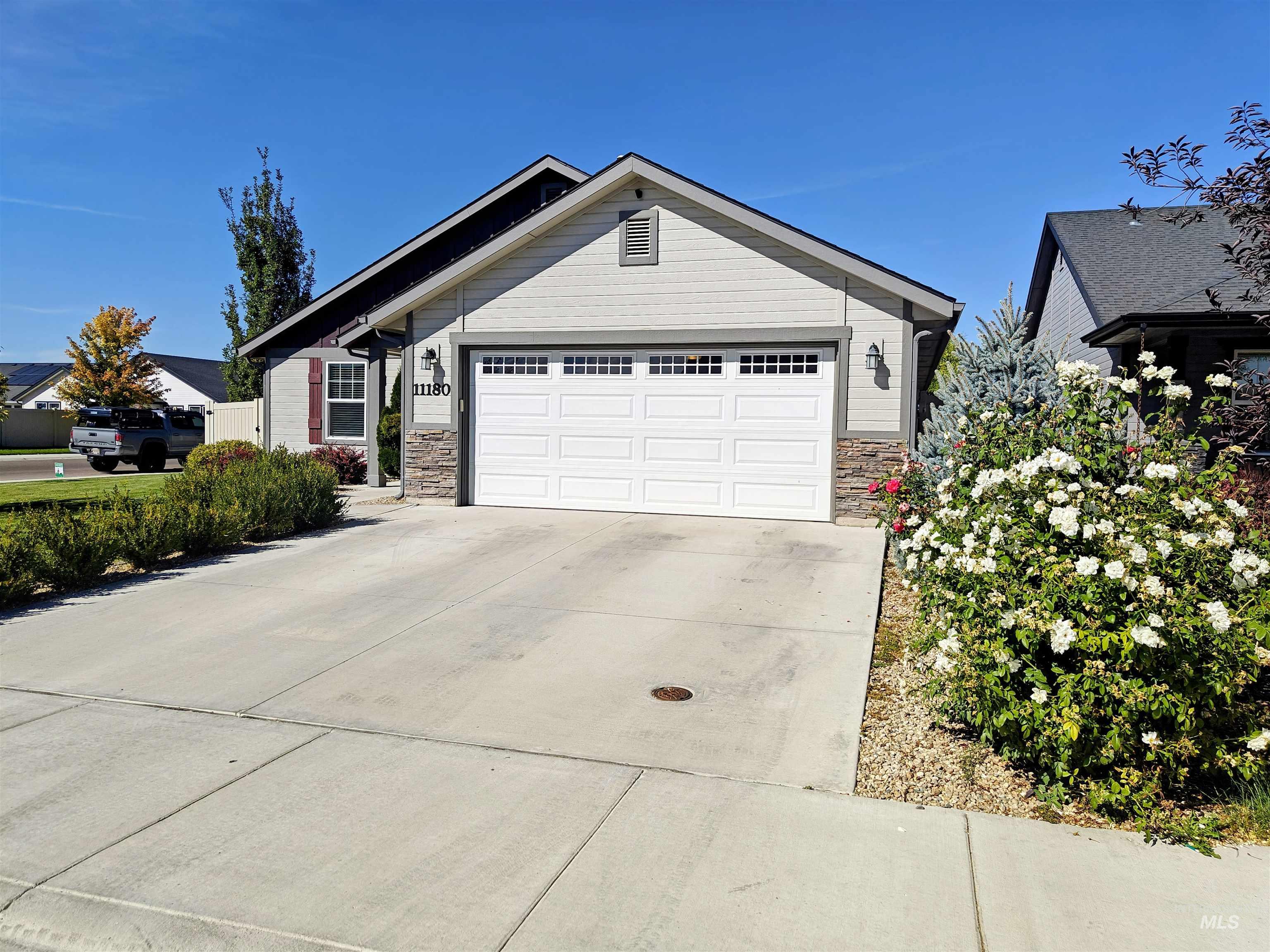 11180 W Aquila St, Nampa, Idaho 83651, 3 Bedrooms, 2 Bathrooms, Residential For Sale, Price $399,900,MLS 99001580