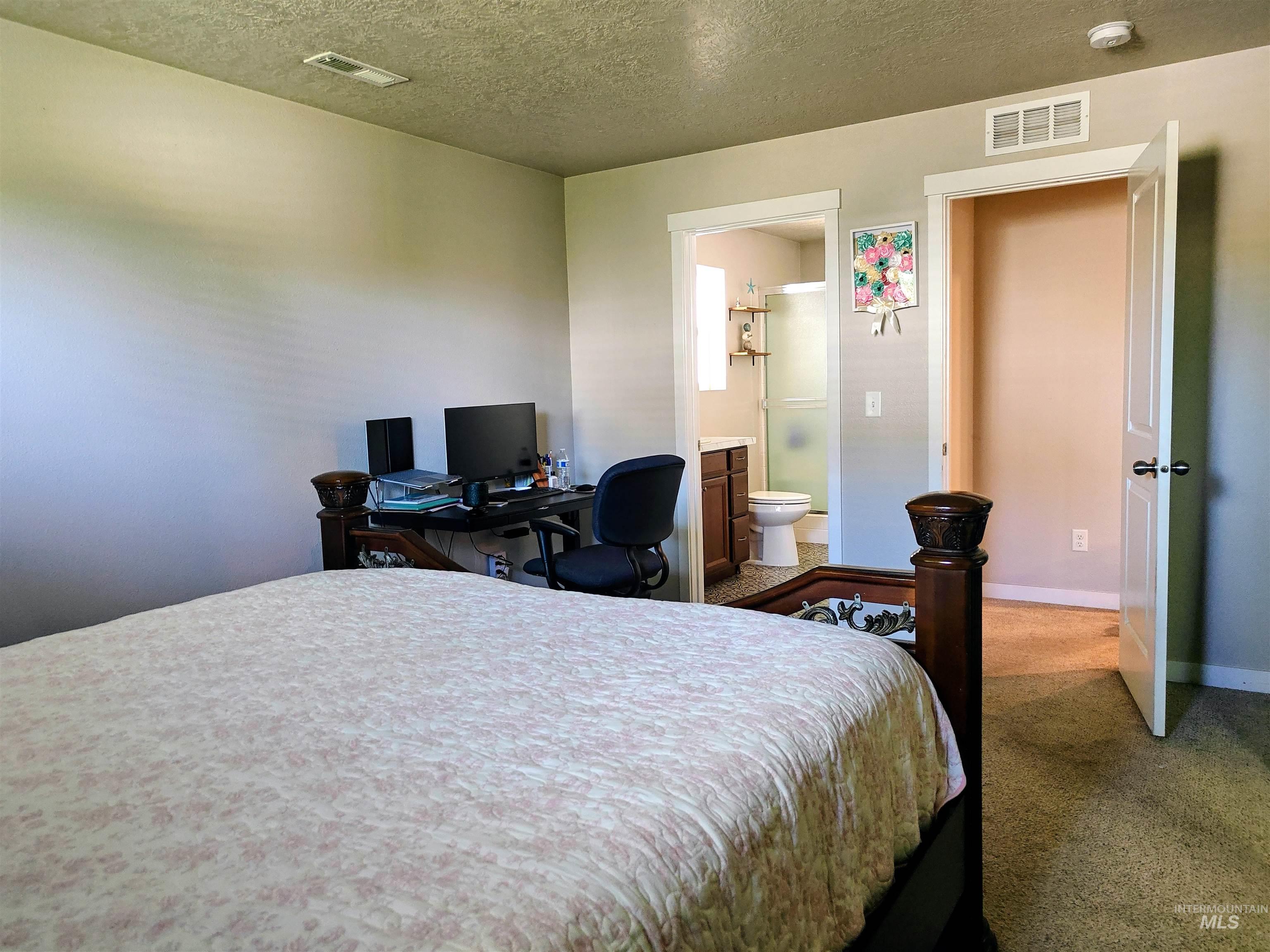 11180 W Aquila St, Nampa, Idaho 83651, 3 Bedrooms, 2 Bathrooms, Residential For Sale, Price $399,900,MLS 99001580