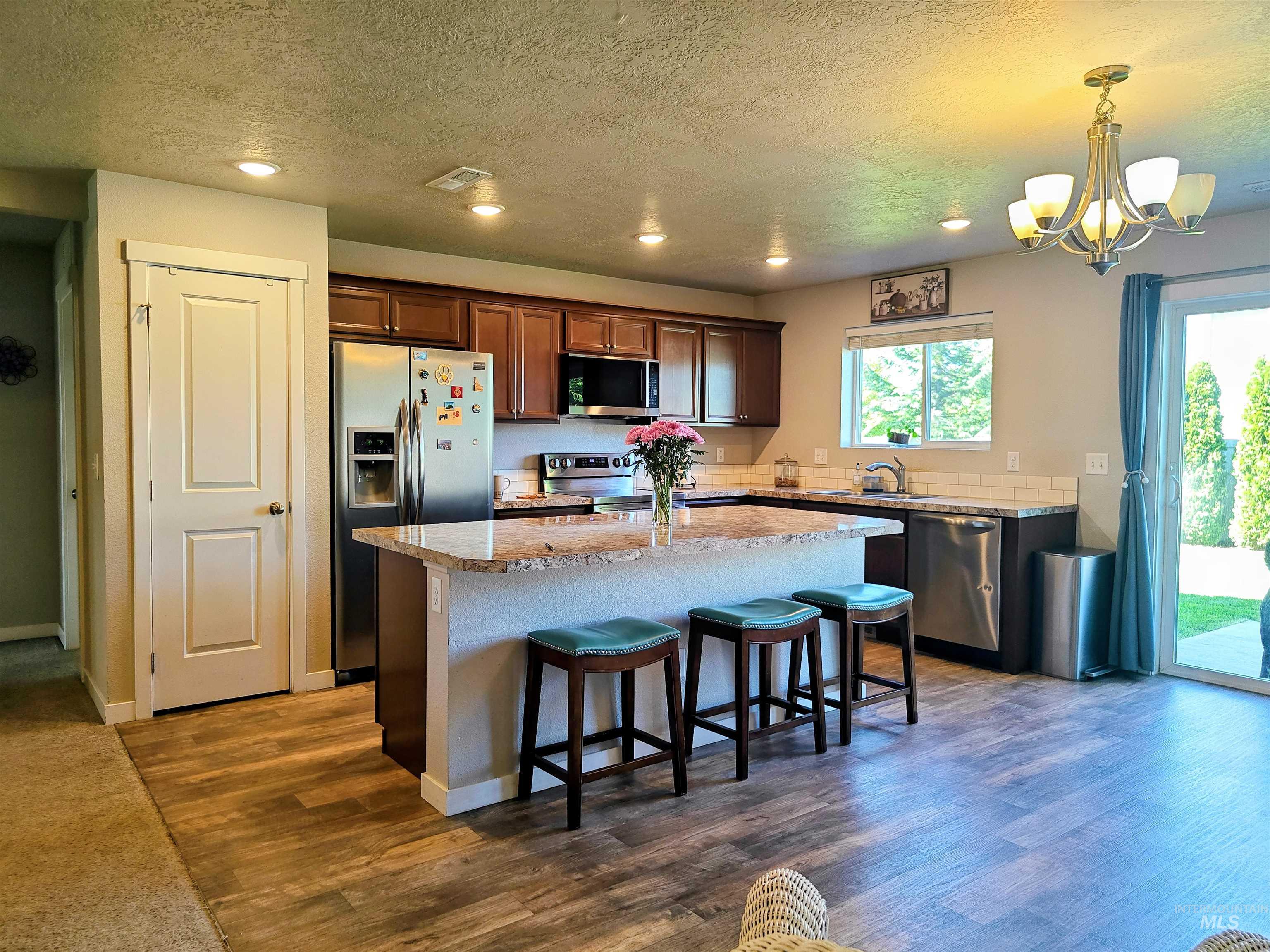 11180 W Aquila St, Nampa, Idaho 83651, 3 Bedrooms, 2 Bathrooms, Residential For Sale, Price $399,900,MLS 99001580