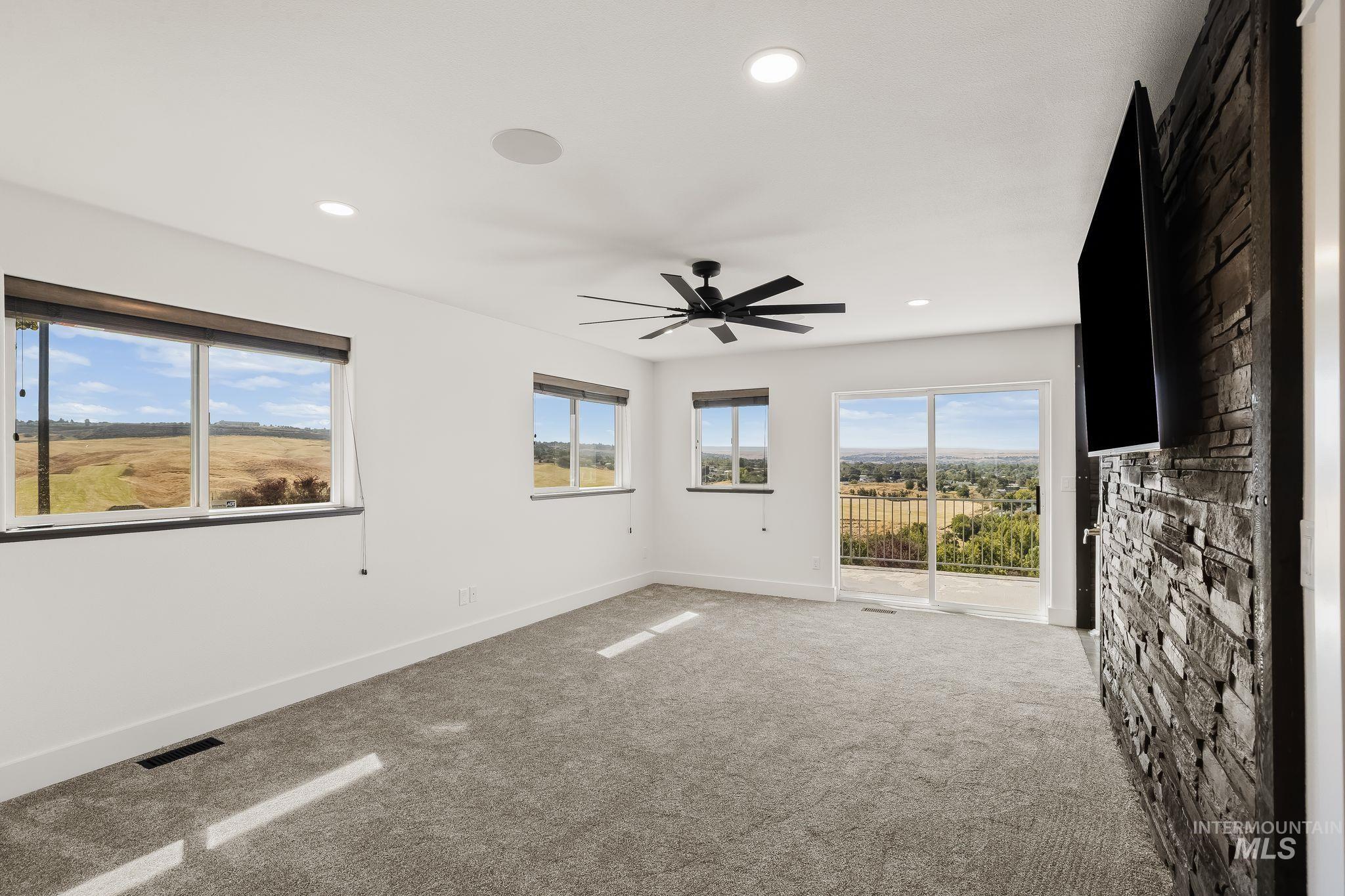 3360 E Main Street, Lewiston, Idaho 83501, 5 Bedrooms, 3.5 Bathrooms, Residential For Sale, Price $1,200,000, 99001585
