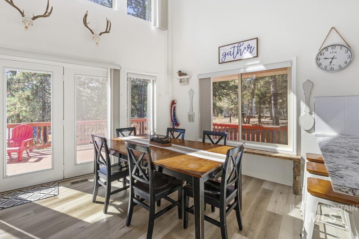 1496 Pine Ridge Drive, Cascade, Idaho 83611, 4 Bedrooms, 4 Bathrooms, Residential For Sale, Price $720,000,MLS 99001591