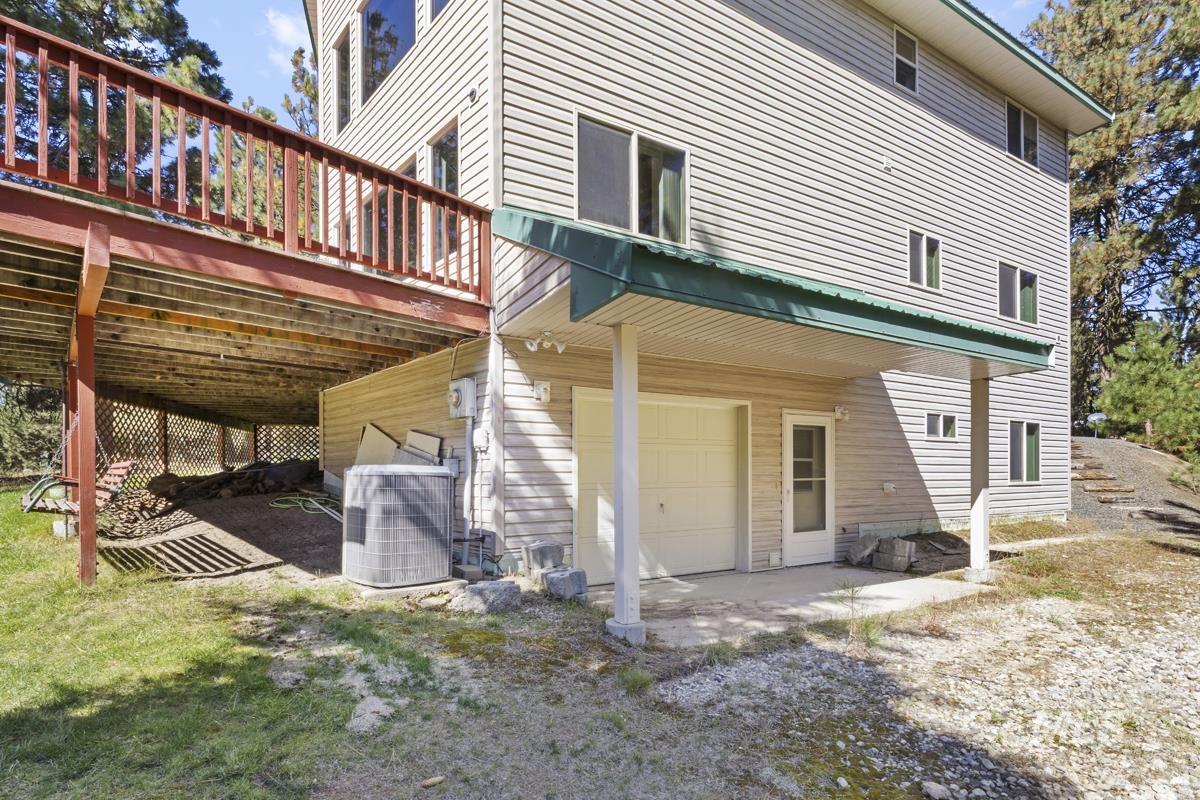 1496 Pine Ridge Drive, Cascade, Idaho 83611, 4 Bedrooms, 4 Bathrooms, Residential For Sale, Price $720,000,MLS 99001591