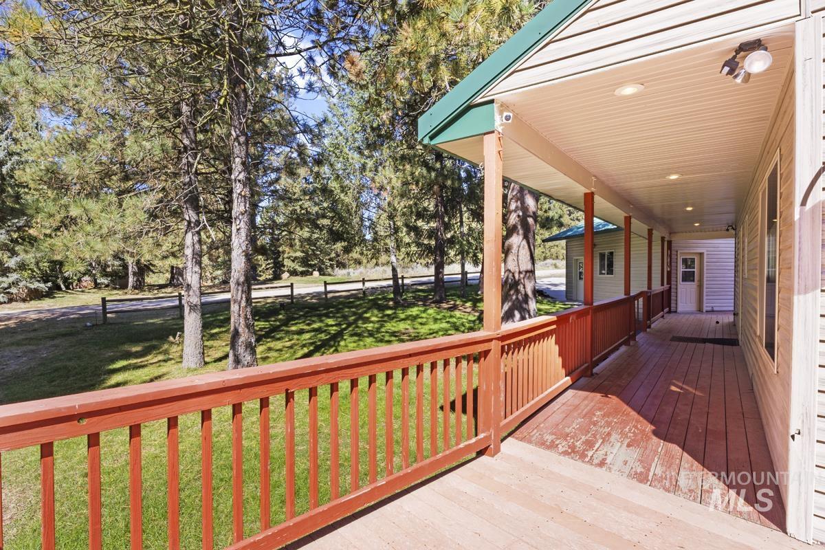 1496 Pine Ridge Drive, Cascade, Idaho 83611, 4 Bedrooms, 4 Bathrooms, Residential For Sale, Price $720,000,MLS 99001591