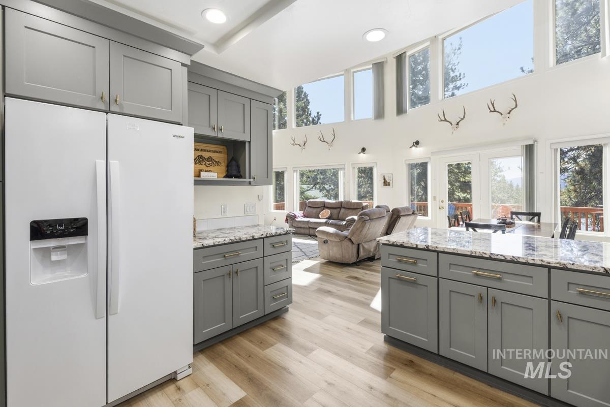 1496 Pine Ridge Drive, Cascade, Idaho 83611, 4 Bedrooms, 4 Bathrooms, Residential For Sale, Price $720,000,MLS 99001591