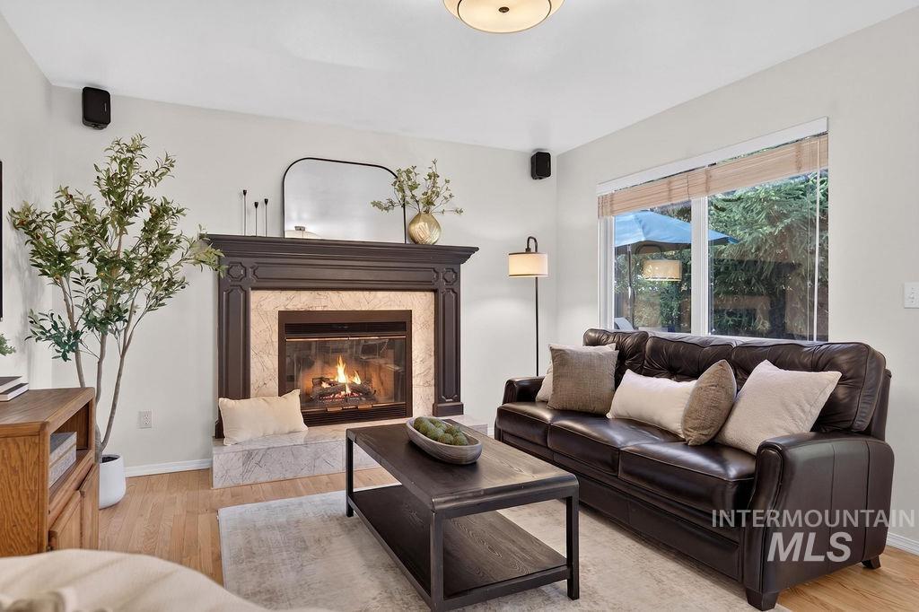 5428 W Clearview Ct., Boise, Idaho 83703, 3 Bedrooms, 2.5 Bathrooms, Residential For Sale, Price $524,900,MLS 99001593