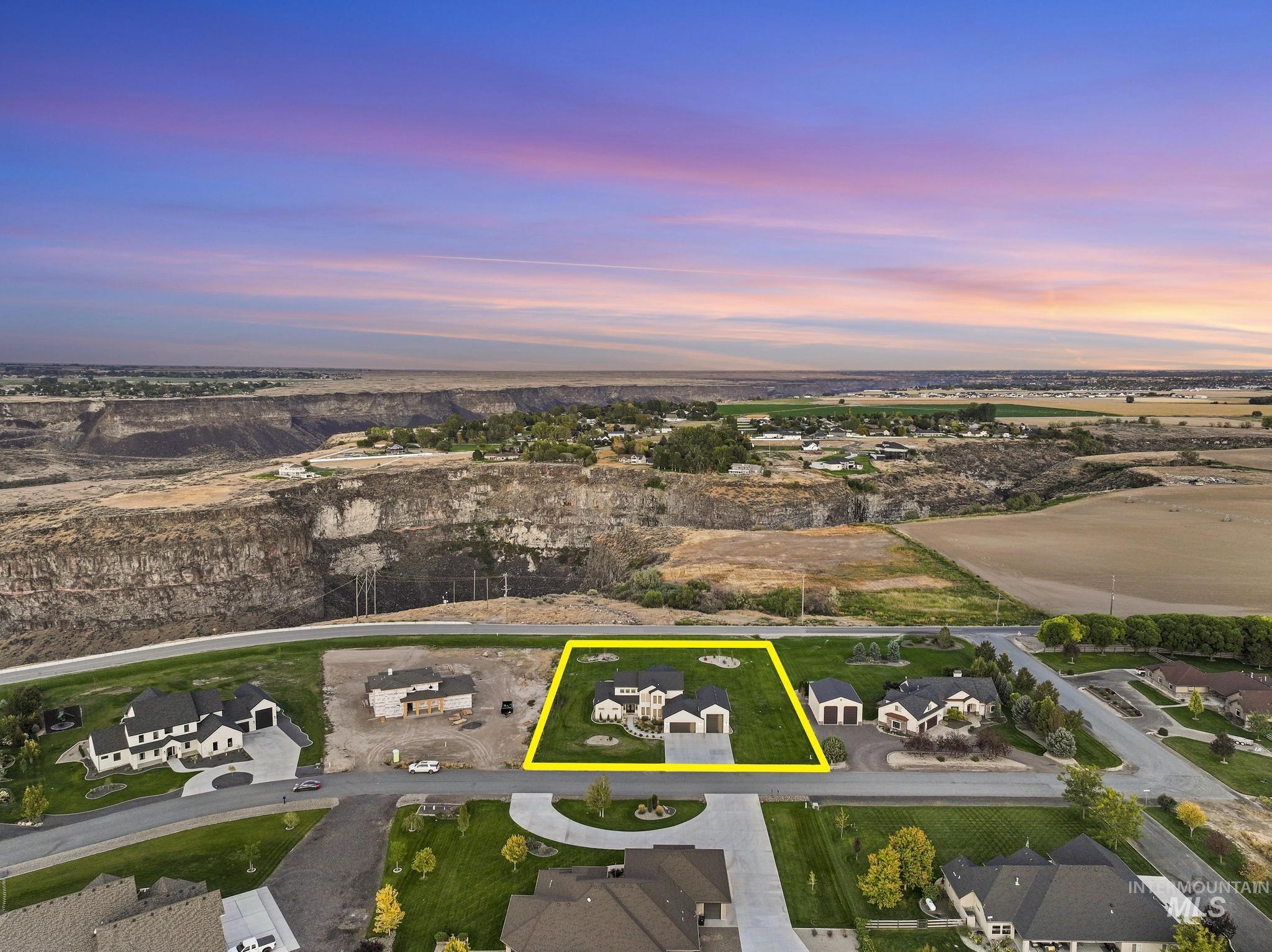 4280 Rim Vista Rd, Filer, Idaho 83328, 4 Bedrooms, 4.5 Bathrooms, Residential For Sale, Price $935,000, 99001600