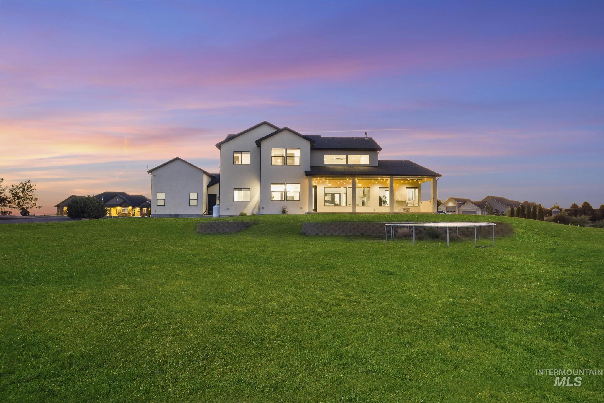 4280 Rim Vista Rd, Filer, Idaho 83328, 4 Bedrooms, 4.5 Bathrooms, Residential For Sale, Price $935,000, 99001600