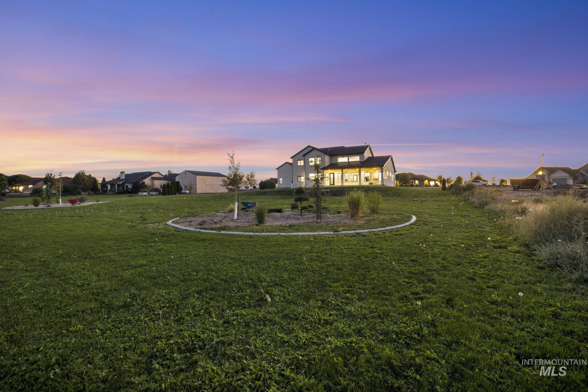4280 Rim Vista Rd, Filer, Idaho 83328, 4 Bedrooms, 4.5 Bathrooms, Residential For Sale, Price $935,000, 99001600