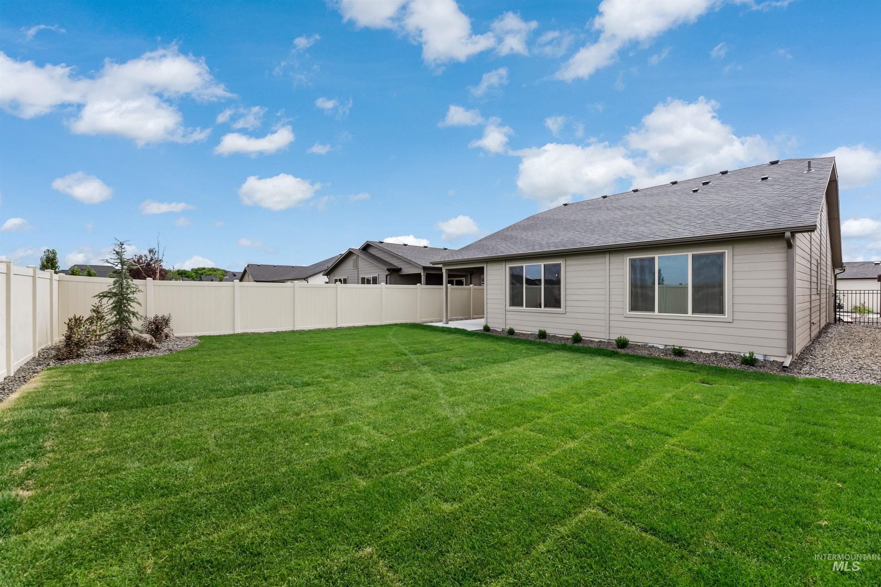 3560 E Cedarhurst Lane, Meridian, Idaho 83642, 3 Bedrooms, 2 Bathrooms, Residential For Sale, Price $524,800,MLS 99001604